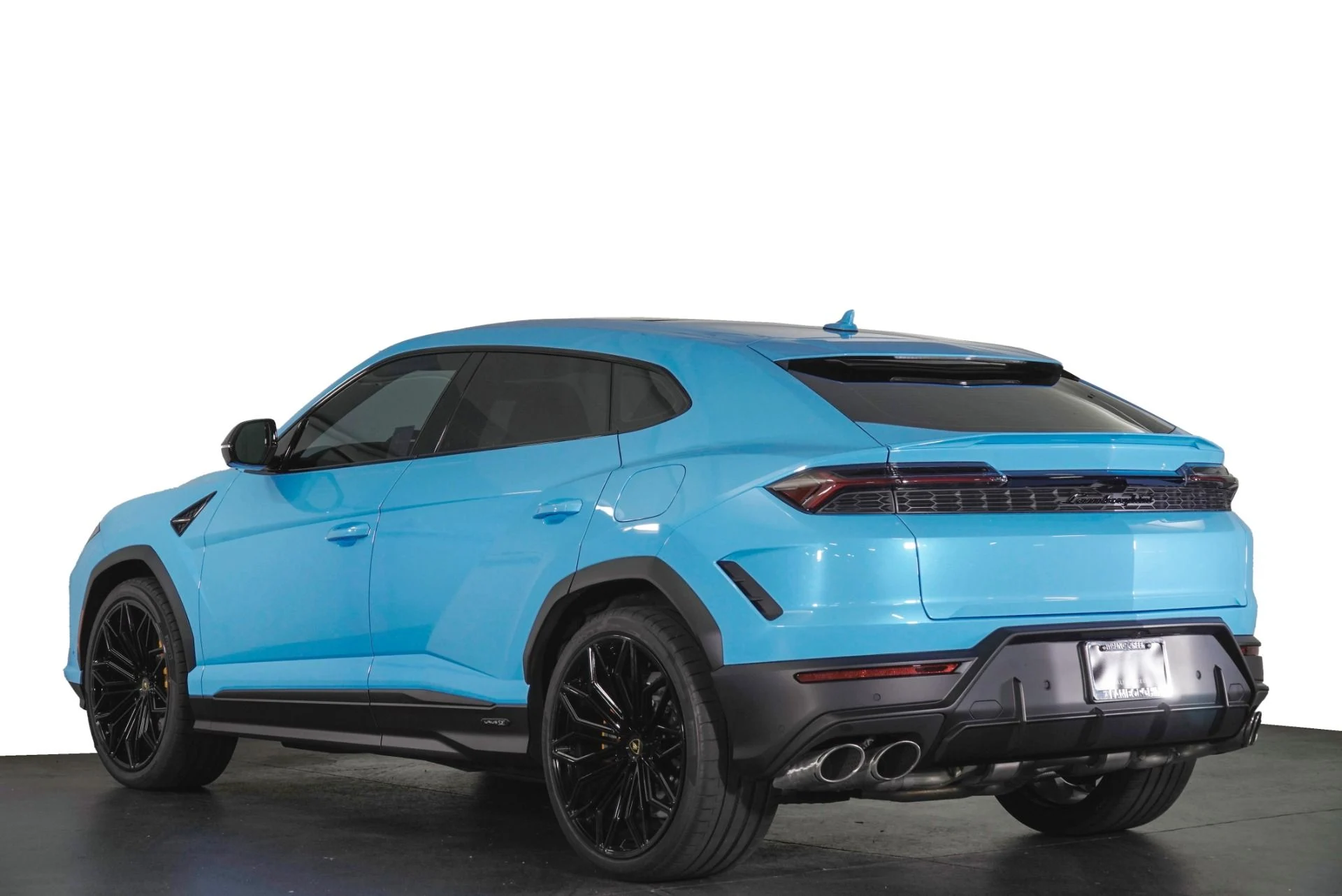 mph030_3956966000_Used_2025_Lamborghini_Urus_SE_1781248569_233b44bfc9