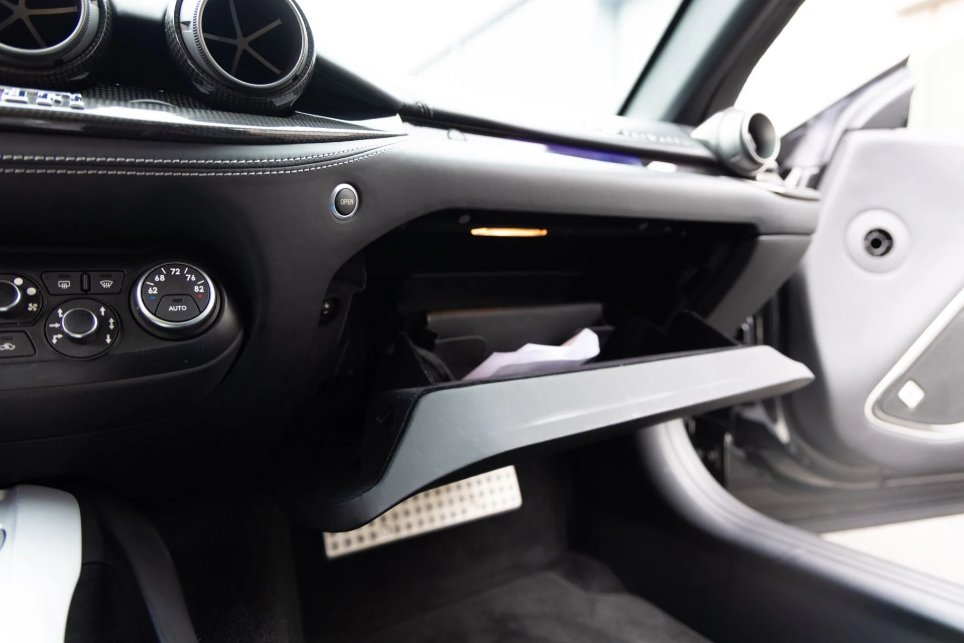 mph030_3961468167_Used_2014_Ferrari_F12berlinetta_1761682379_a9cff7df4a