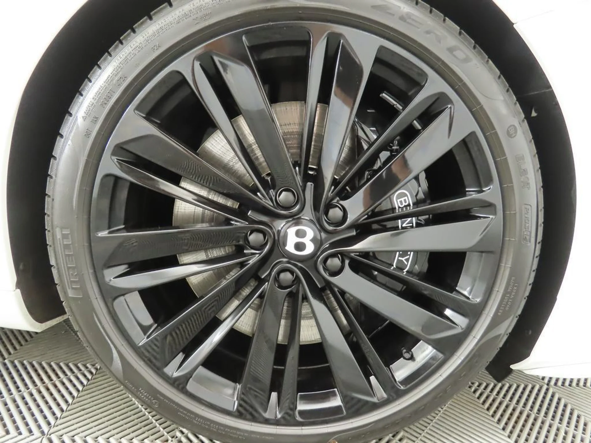 mph030_3967220190_new_2025_bentley_continental_gtspeedcoupe_8119_22893102_31_1024_35ae538165