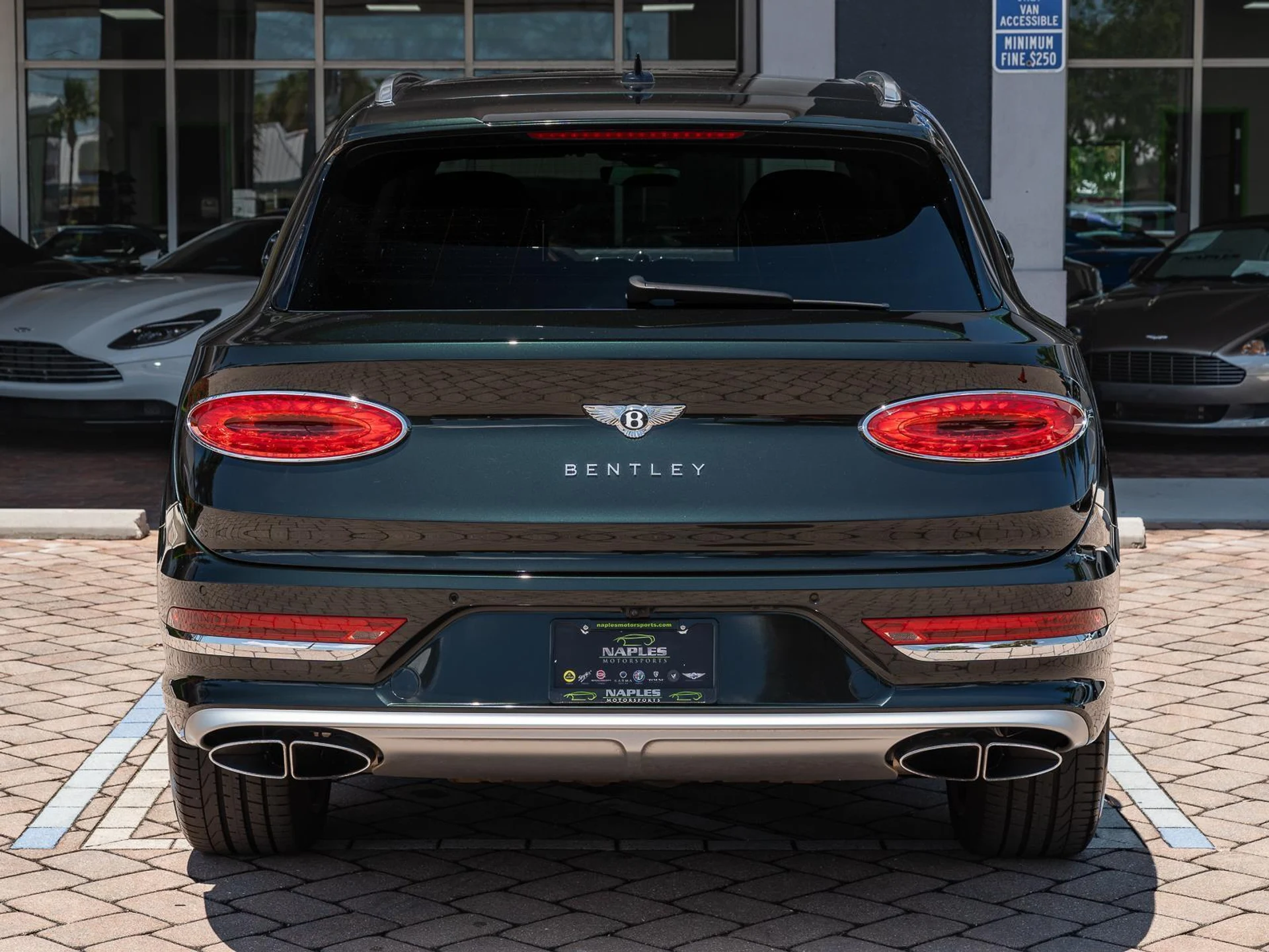 mph030_3972939331_Used_2023_Bentley_Bentayga_EWB_V8_1778364312_fb2b655164