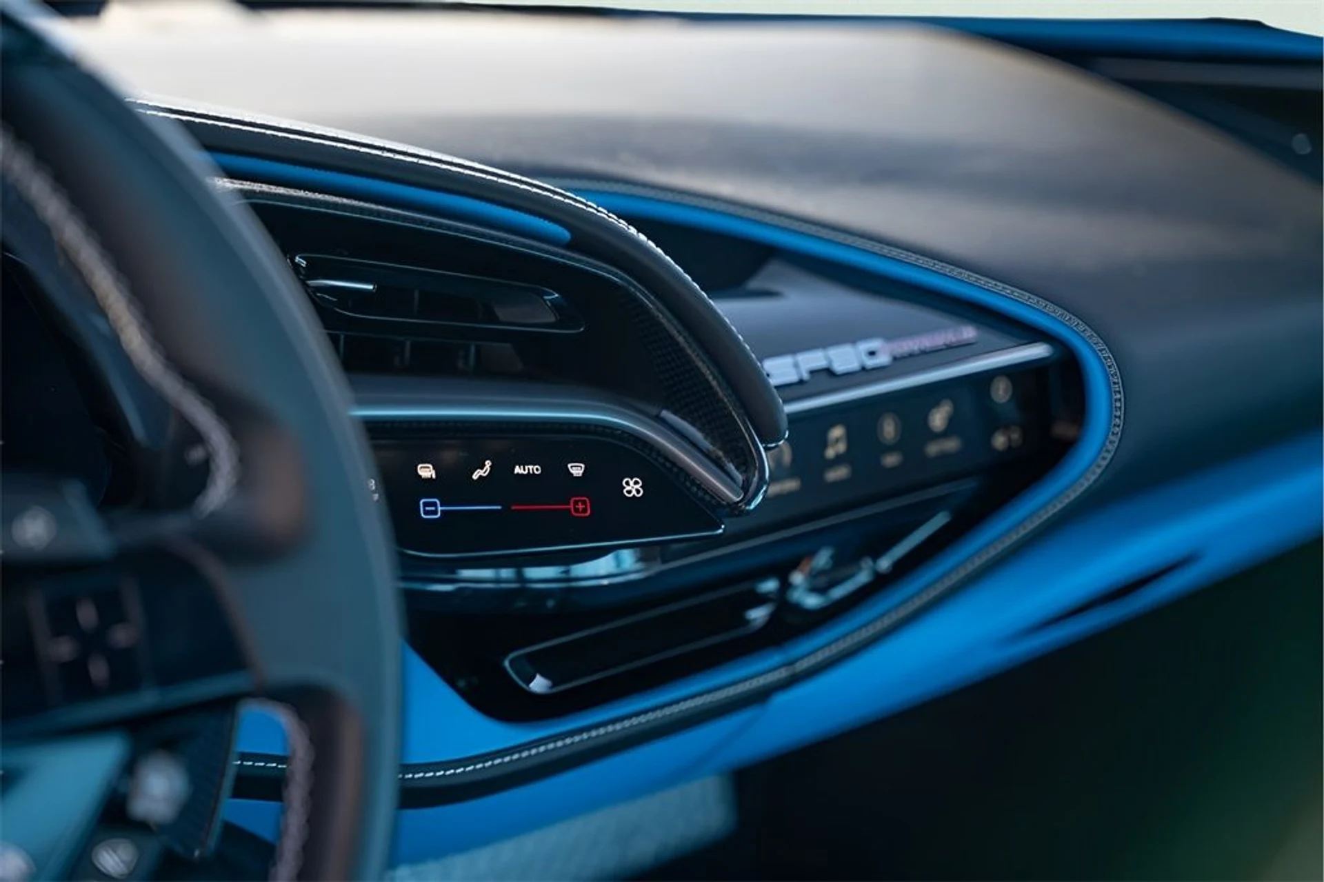 mph030_3975967069_image_32_5370b53c1d