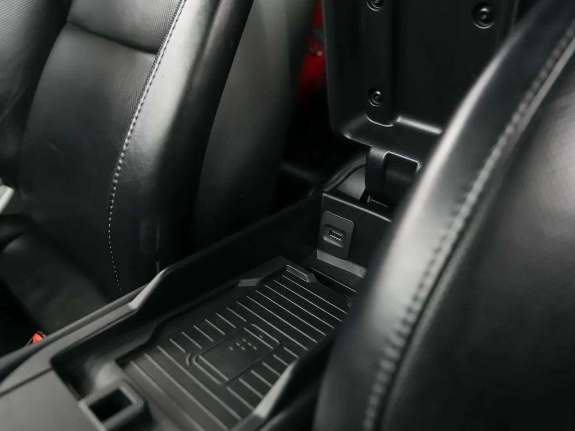 mph030_3981632401_icgcq_Xng_X_Qf_P_Vk_E_Hbo_zc82f_Av_Q_ec49c6083d