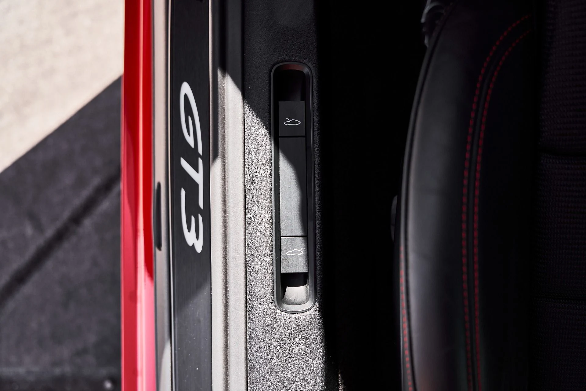 mph030_3984099390_Used_2023_Porsche_911_GT_3_1779992515_08505fc228