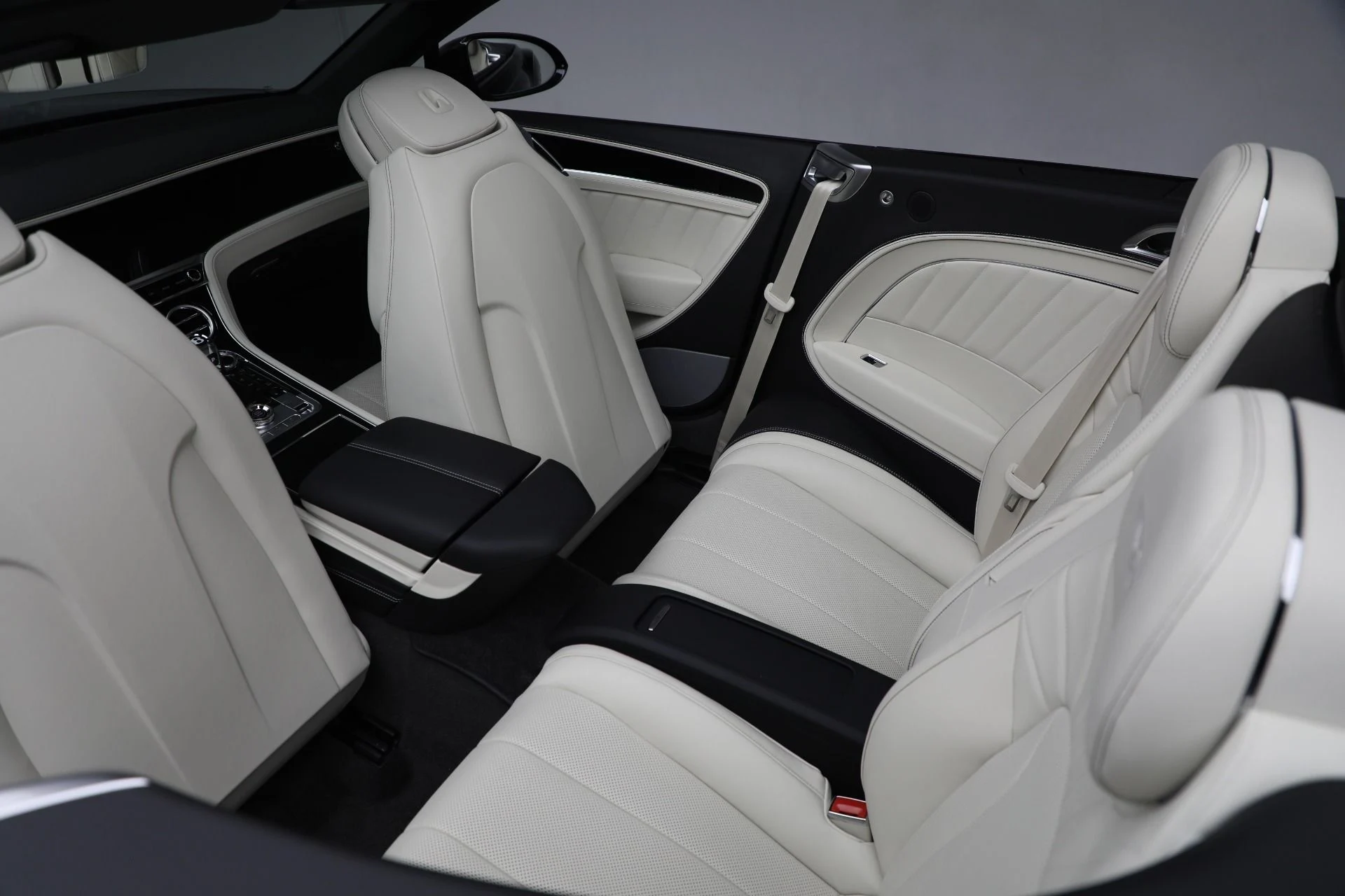 mph030_3987942336_New_2024_Bentley_Continental_GTC_Edition_8_d0e2f625c9