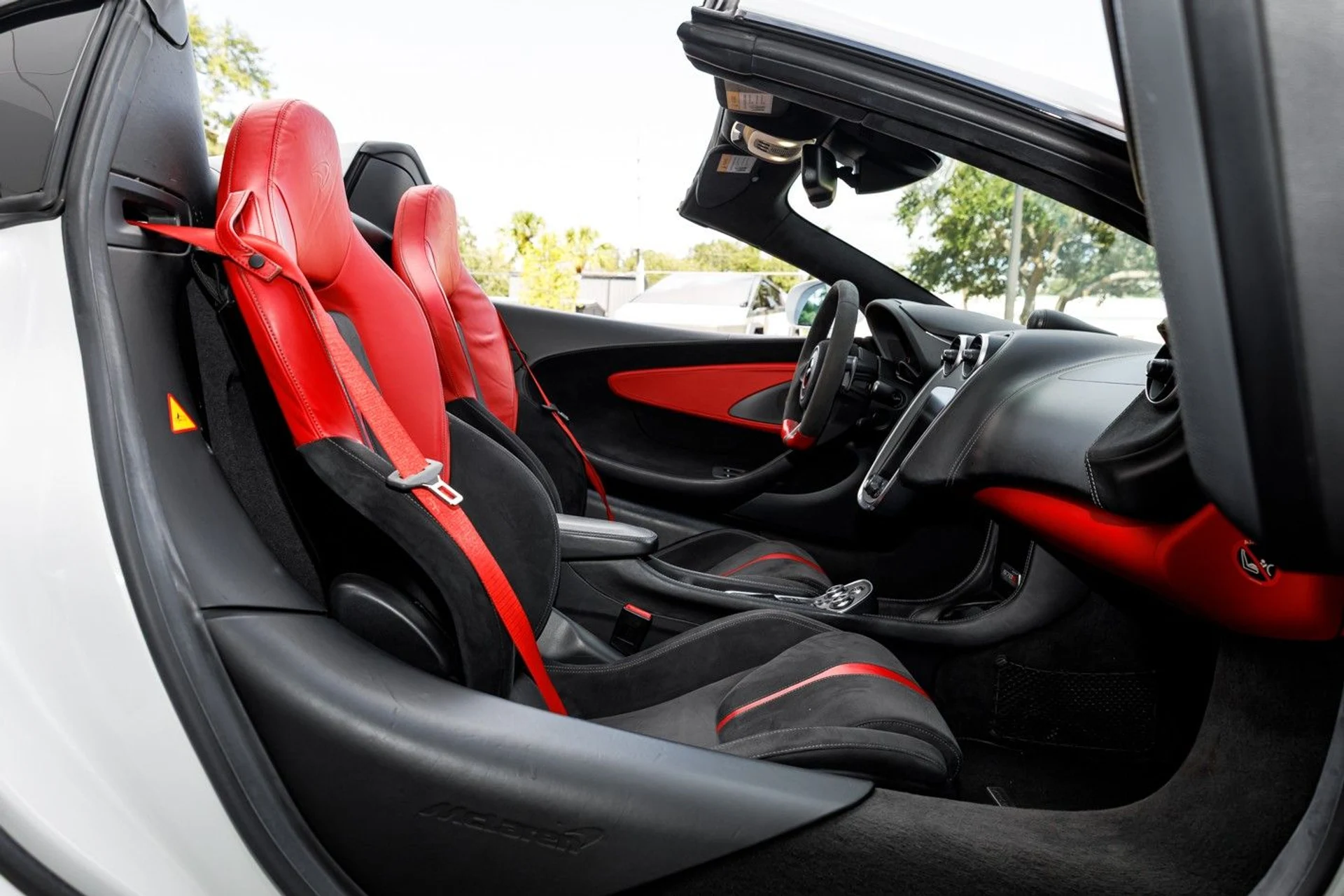 mph030_399462303_607_p31_l_be157053fc