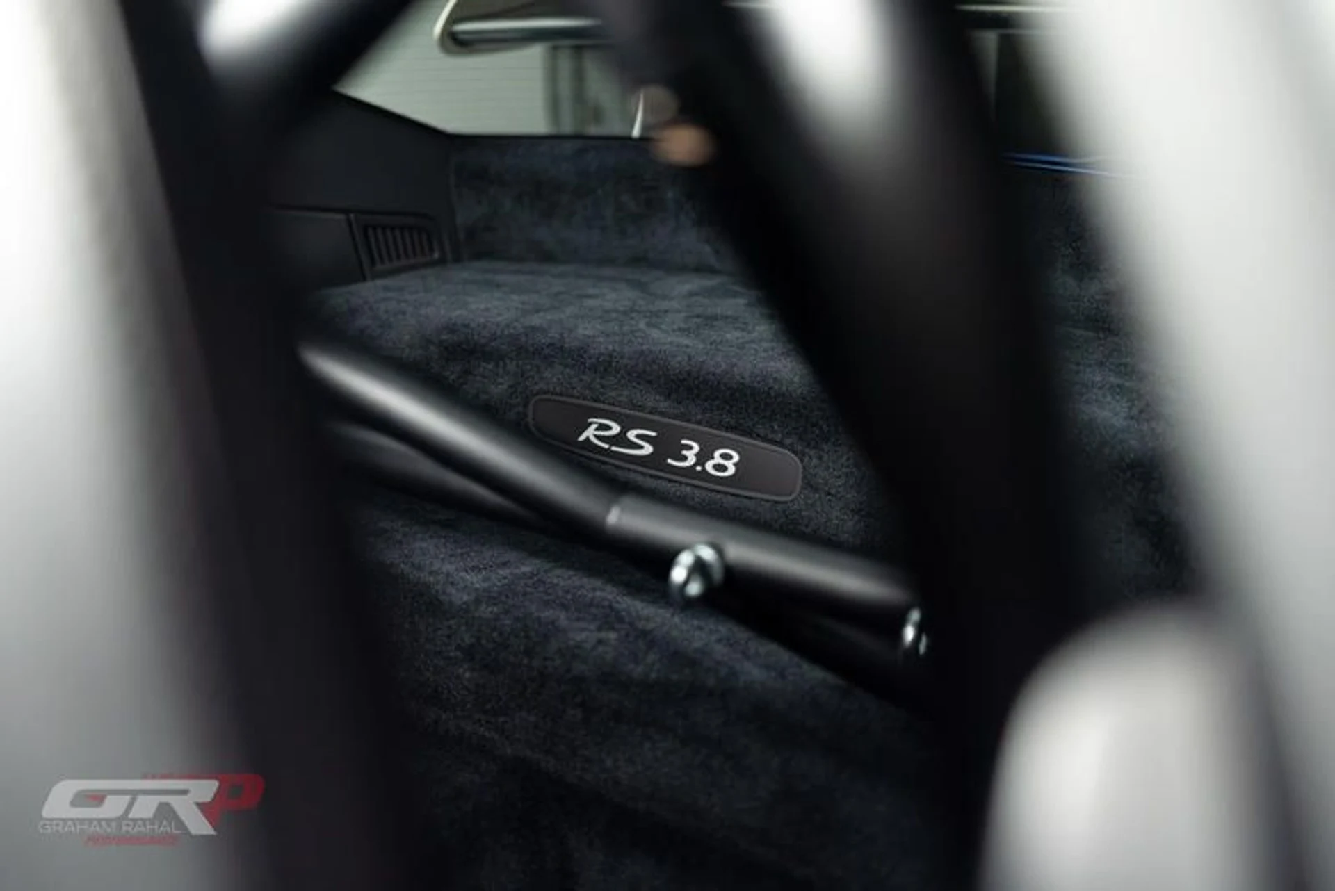 mph030_4006434742_6_B9_B69_F1_0_C89_452_F_989_E_277_AB_784_AAD_2_c143d87871