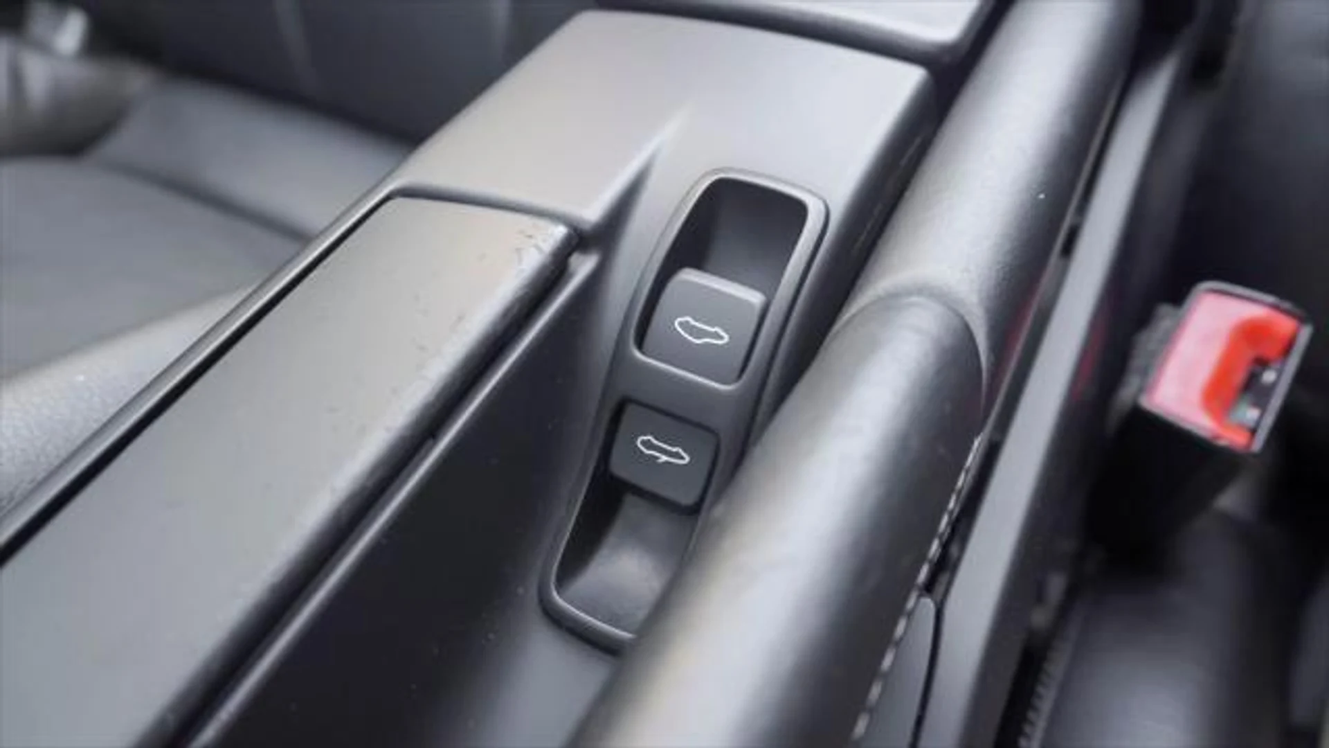 mph030_4007992177_l_FO_5wf_WZFNYW_0_Qovg_JC_Yz_Nr_B_Gkw_613dc44fcd