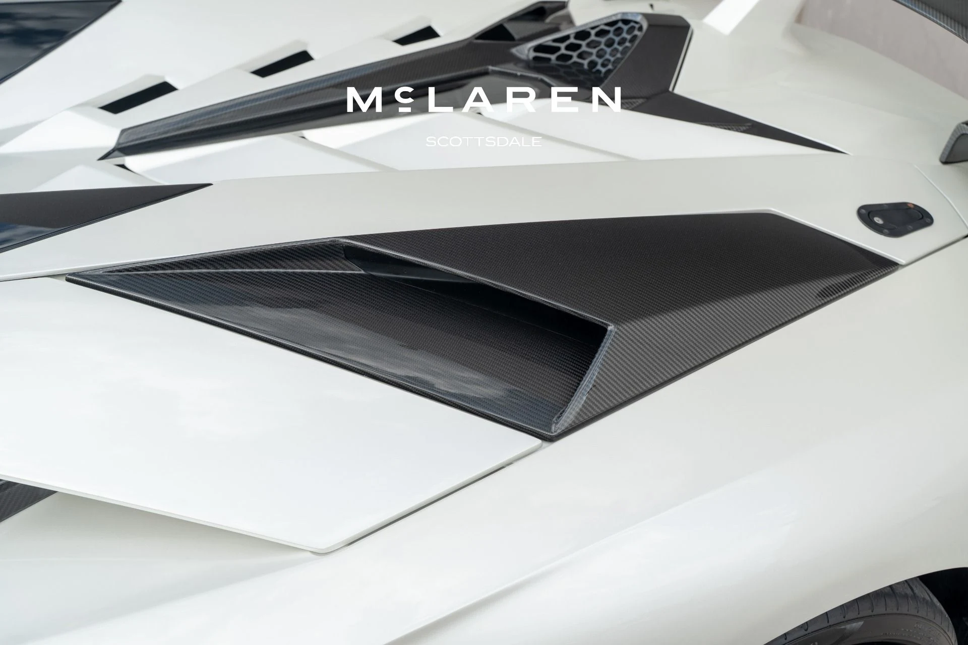 mph030_4009206432_Used_2019_LAMBORGHINI_AVENTADOR_LP_740_4_S_Roadster_1792777866_0f818c16e8