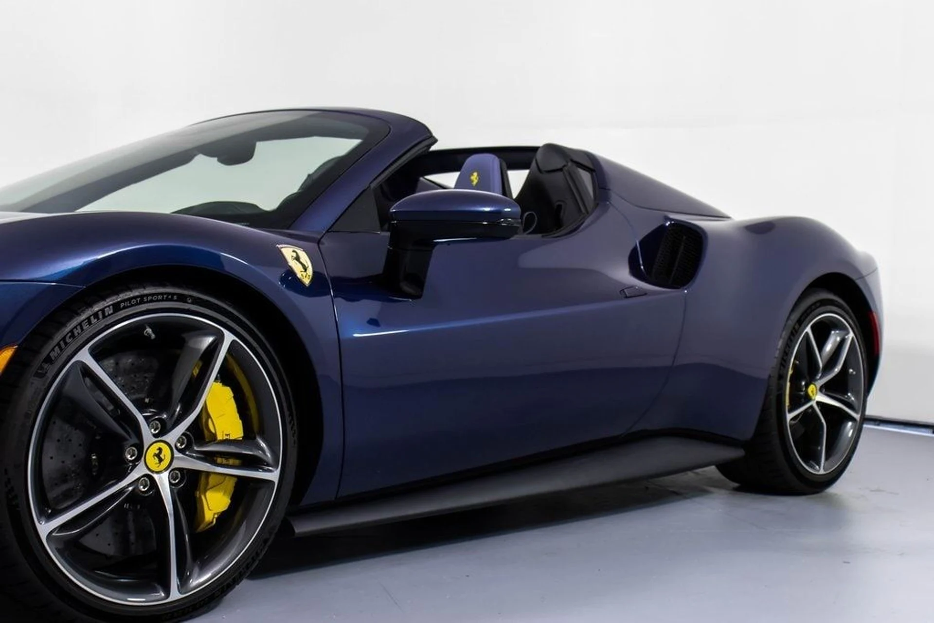 mph030_4013843544_e82f41826992f1b8b95a081c6c36b00fx_0e0f3e3598