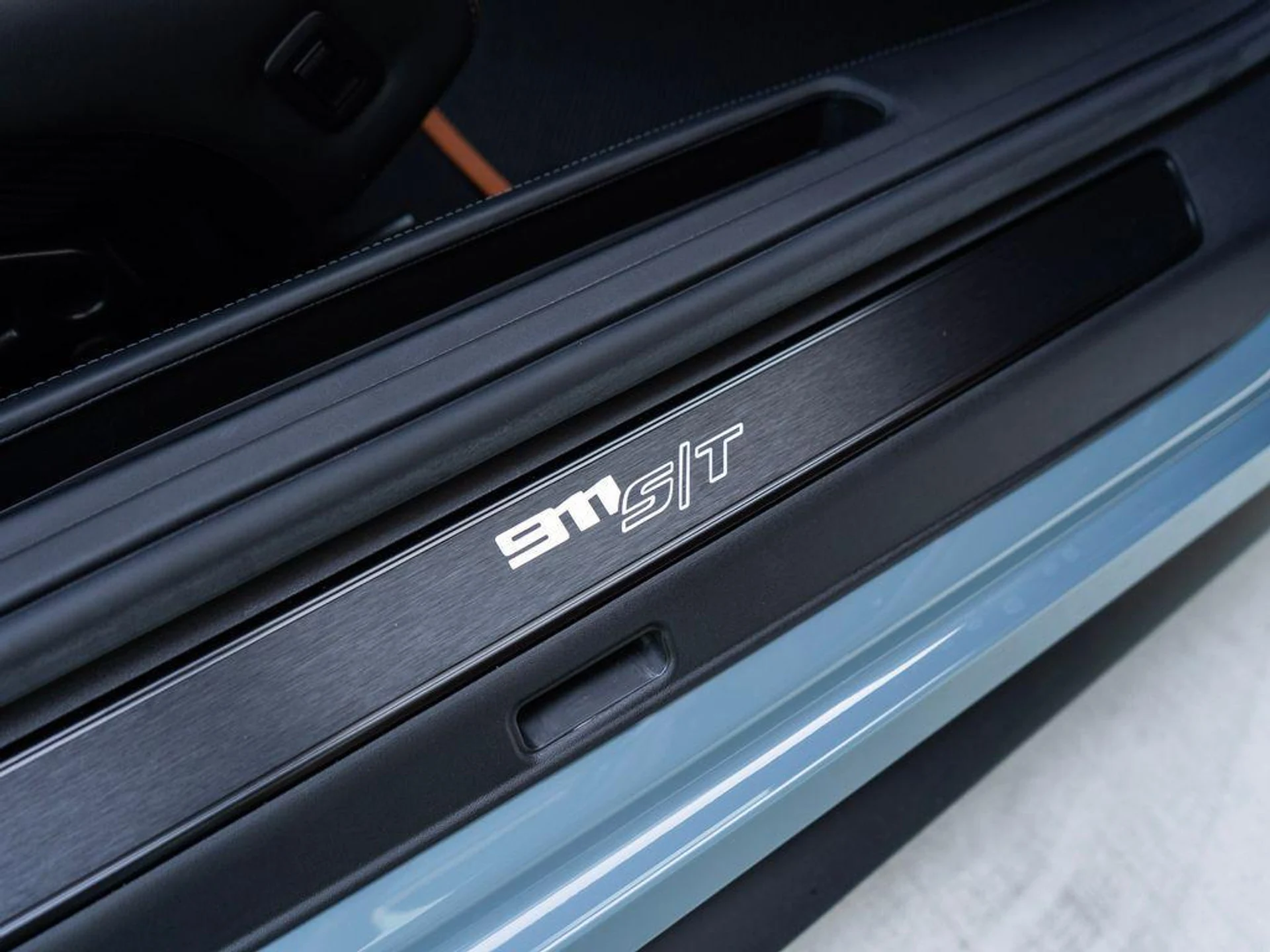 mph030_4017594843_x_I1_Ear_Q_Rt_QRS_Rih3_L_Ki_N3rm_L3t_I_72bfb1e393