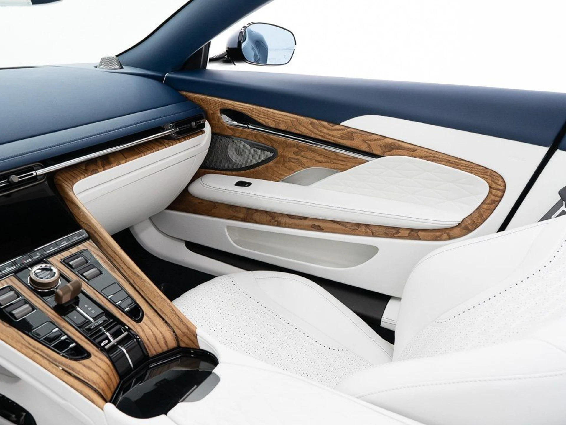 mph030_4026514619_66fddb63c1846b2433d735294bbce584_b254a0955b