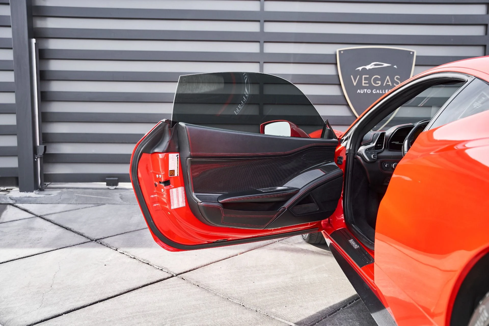 mph030_4038101649_Used_2012_Ferrari_458_Italia_Base_1766458156_38902112c7