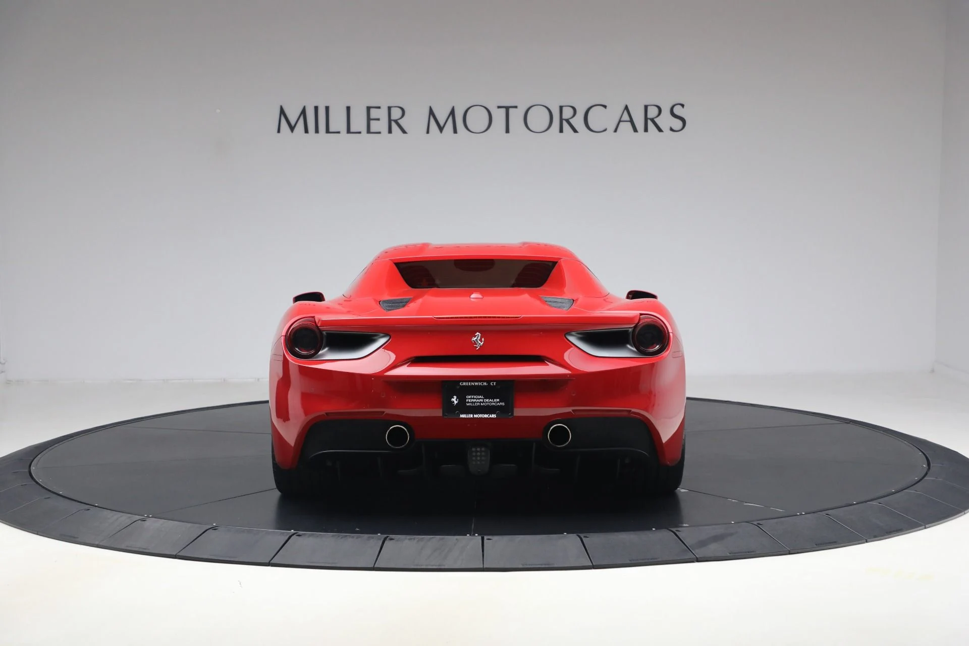 mph030_4046354496_Used_2019_Ferrari_488_Spider_1792598381_a48ecb46a2