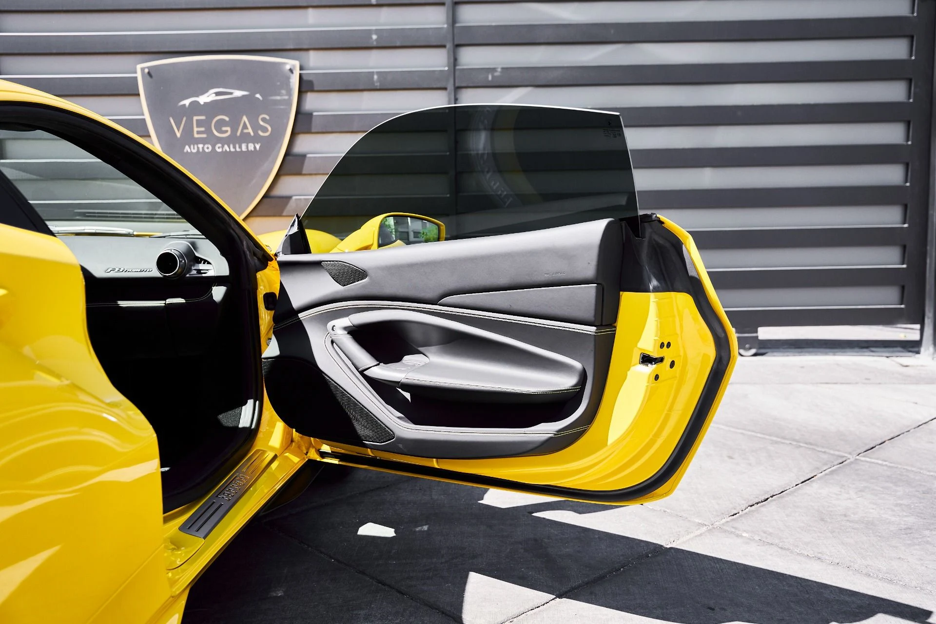 mph030_4046787614_Used_2021_Ferrari_F8_Tributo_Base_1774743033_0d2b7b1bb7