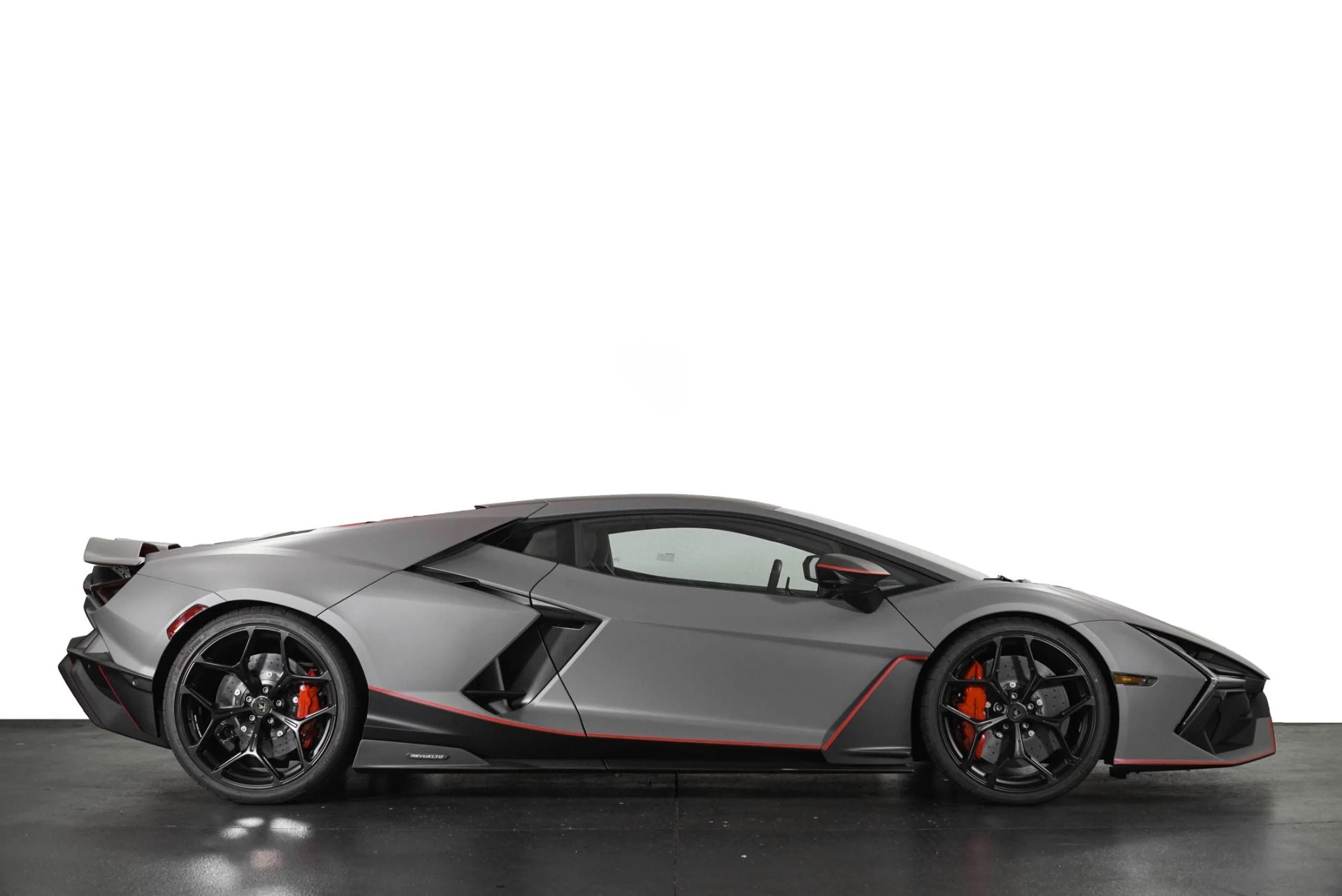 mph030_4052741849_New_2026_Lamborghini_Revuelto_Base_1785345857_d3fdb70e6a