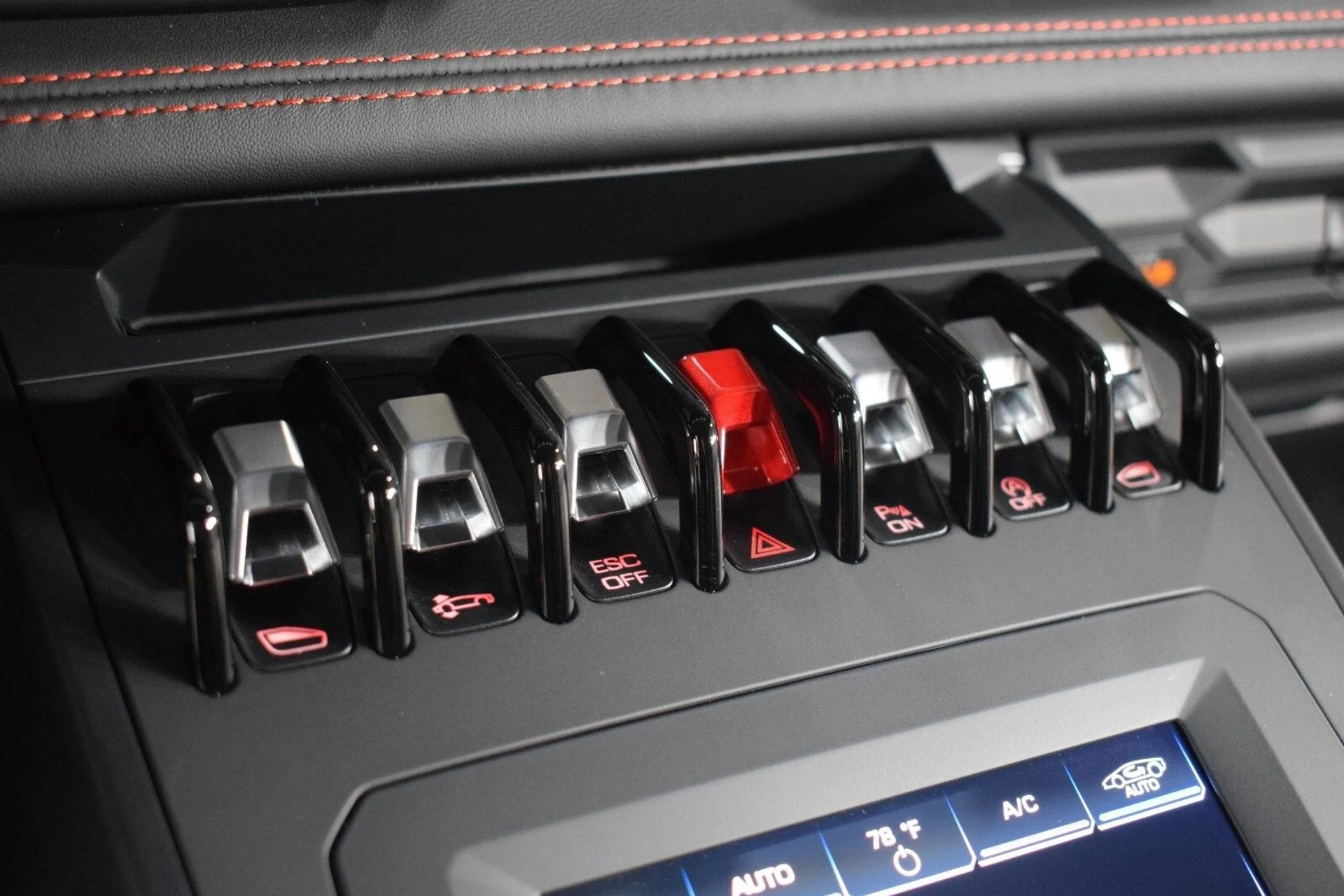 mph030_4088315847_90348285ef3f40fe93d05650c52b72f8x_6b00913e48