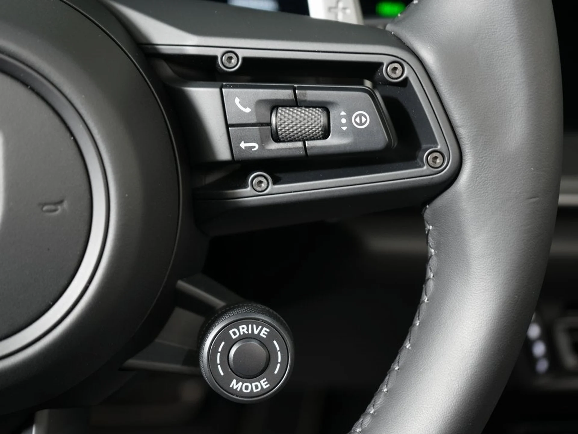 mph030_4092710177_31_7f8b4e9f32