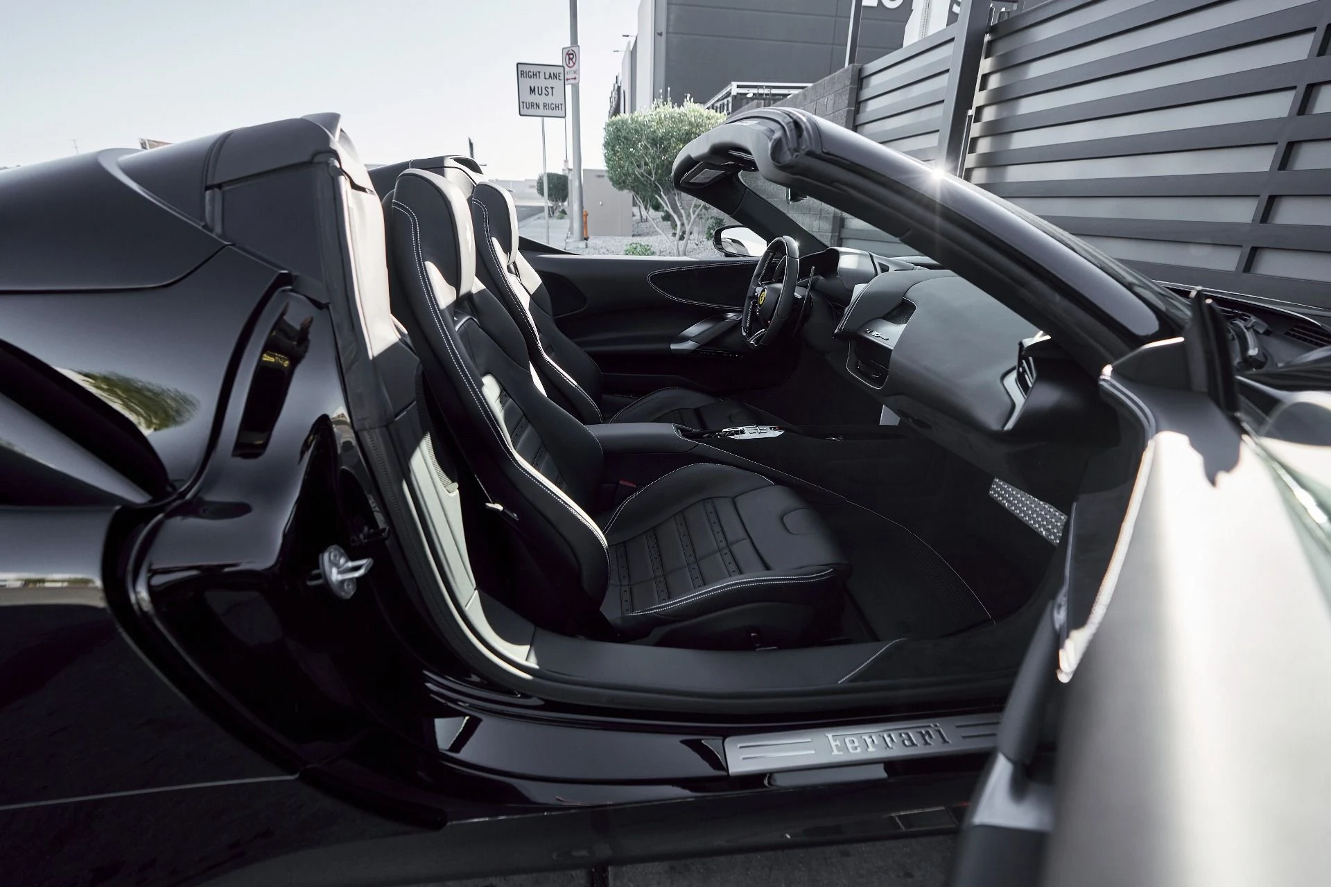 mph030_4096305271_Used_2025_Ferrari_SF_90_Spider_1764059268_dbd0d166fc