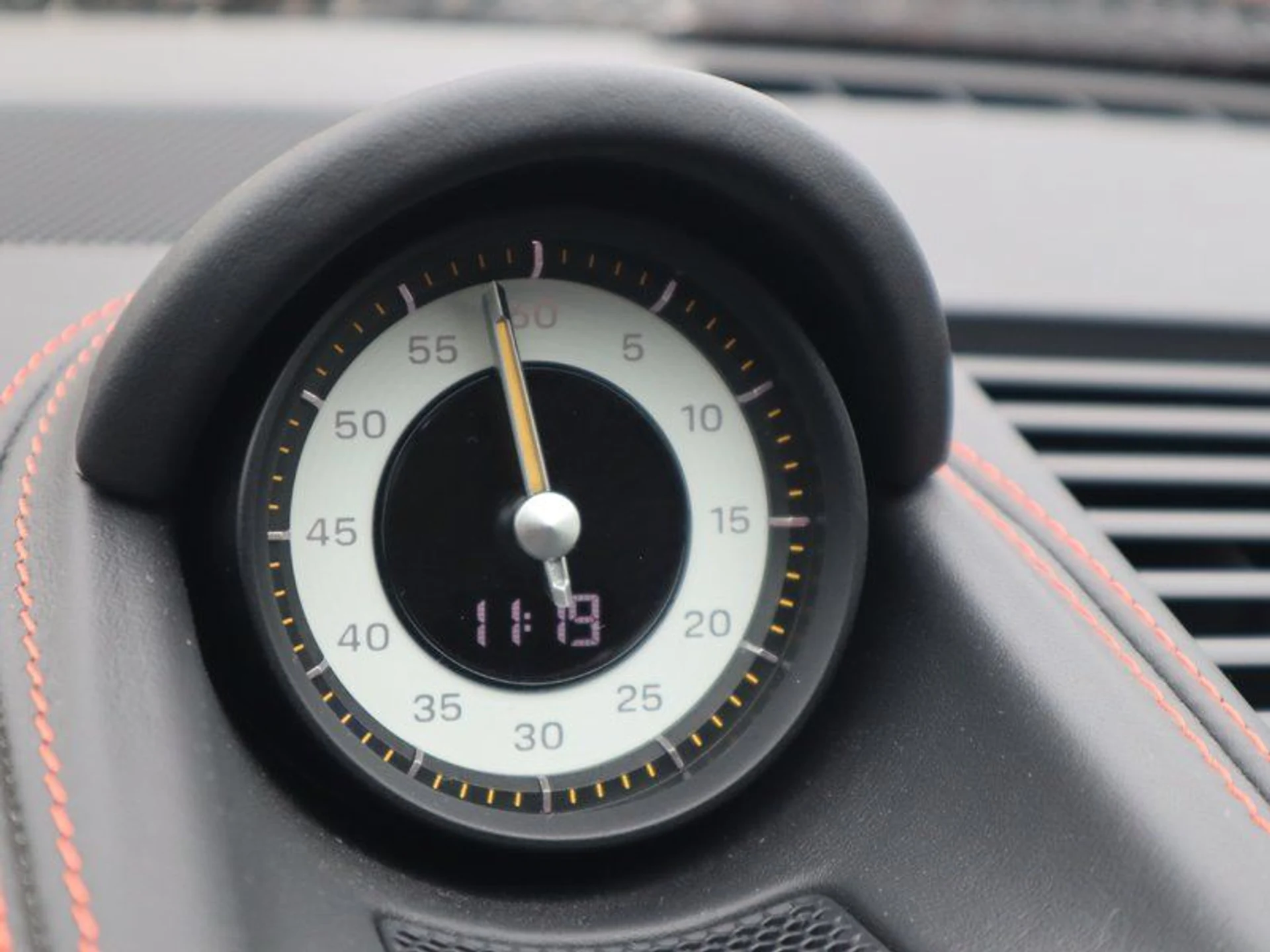 mph030_410857381_37564554_08263_90967f482e20b3ab0c297f278762b596_8cb9ea8a54