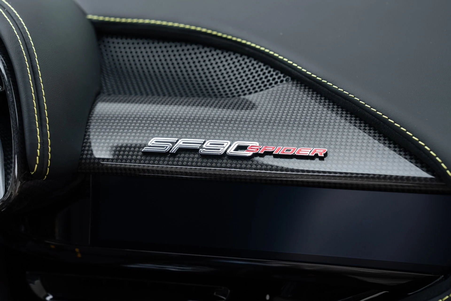 mph030_4127936756_Used_2023_Ferrari_SF_90_Spider_1770940760_31218b0771