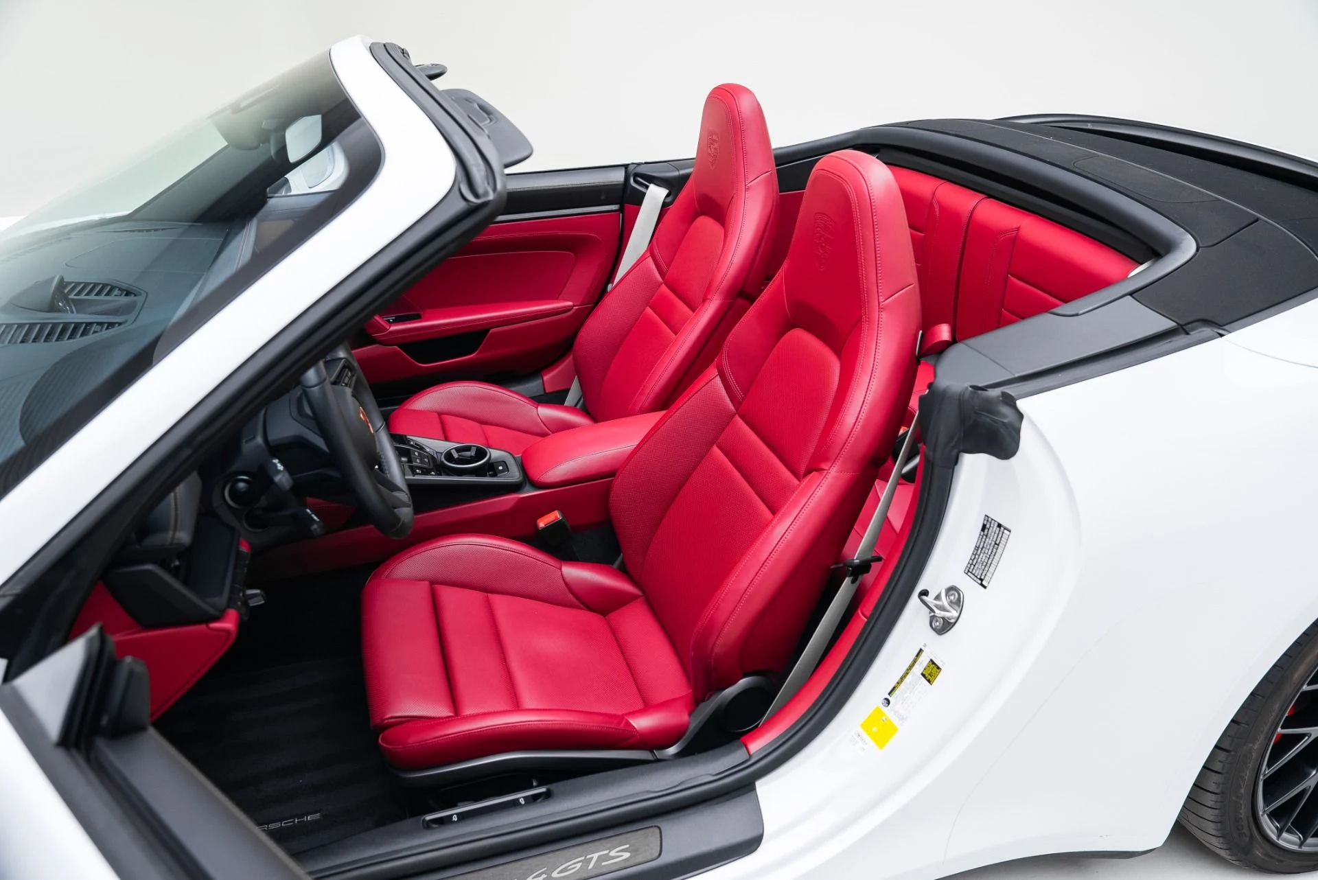 mph030_4128777686_Used_2022_Porsche_911_Carrera_4_GTS_1764979726_5045d07e85