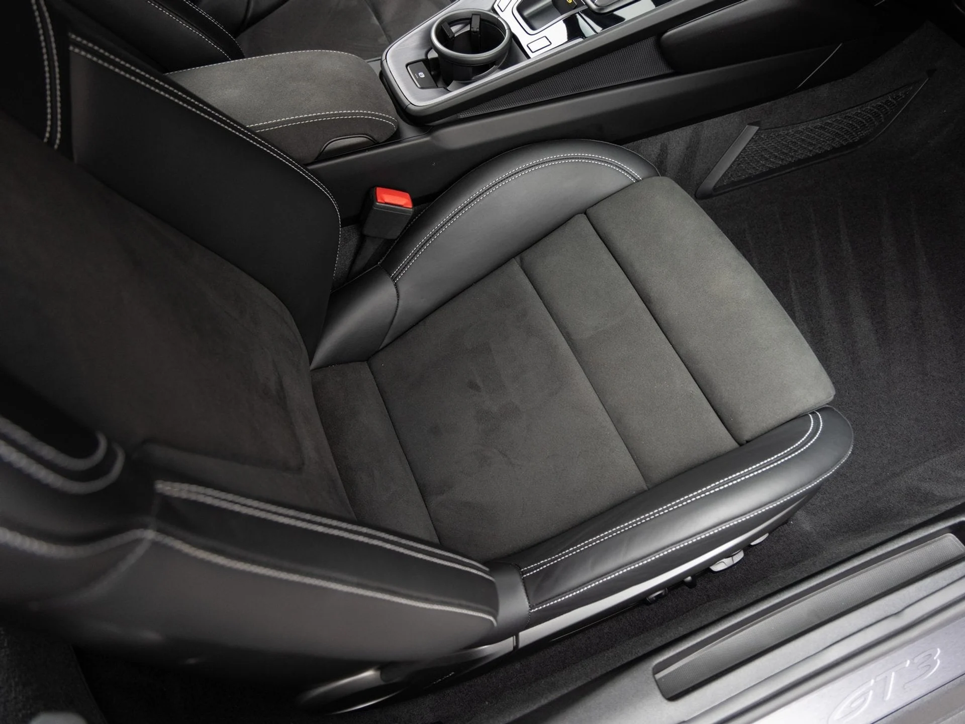 mph030_413485467_31_9f8b2b9982