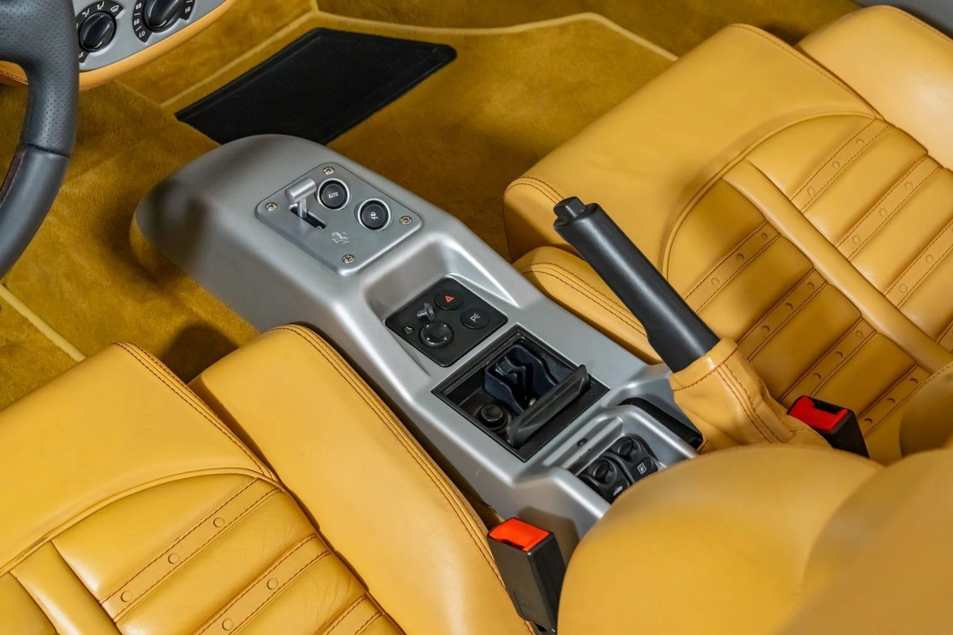 mph030_413815329_f9b61ddbffbd404abb507a5d5455de75_85352622b4