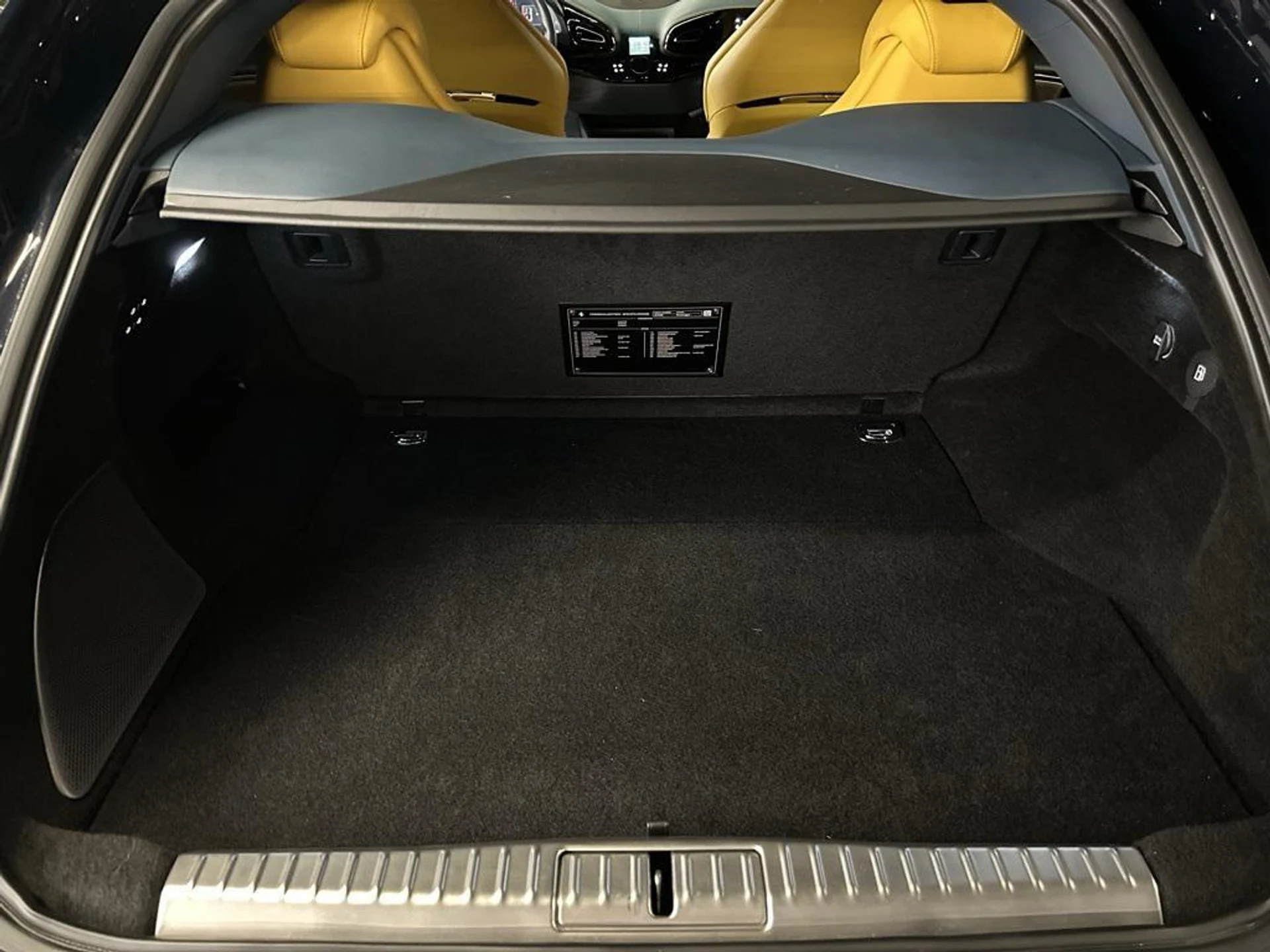 mph030_416027761_yi_Lw_La_S_Tfkr_FG_Qoa_IN_3p_Qo_Gv6r_M_bd7ee5ffba