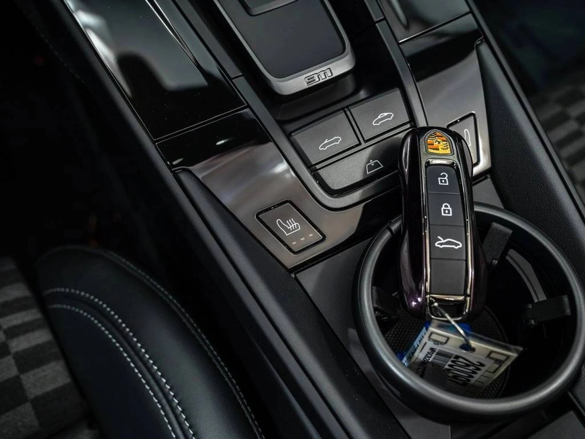 mph030_4166945978_9ba8e5e172ddc4a4897b134b2a24a2c2_07b957260e