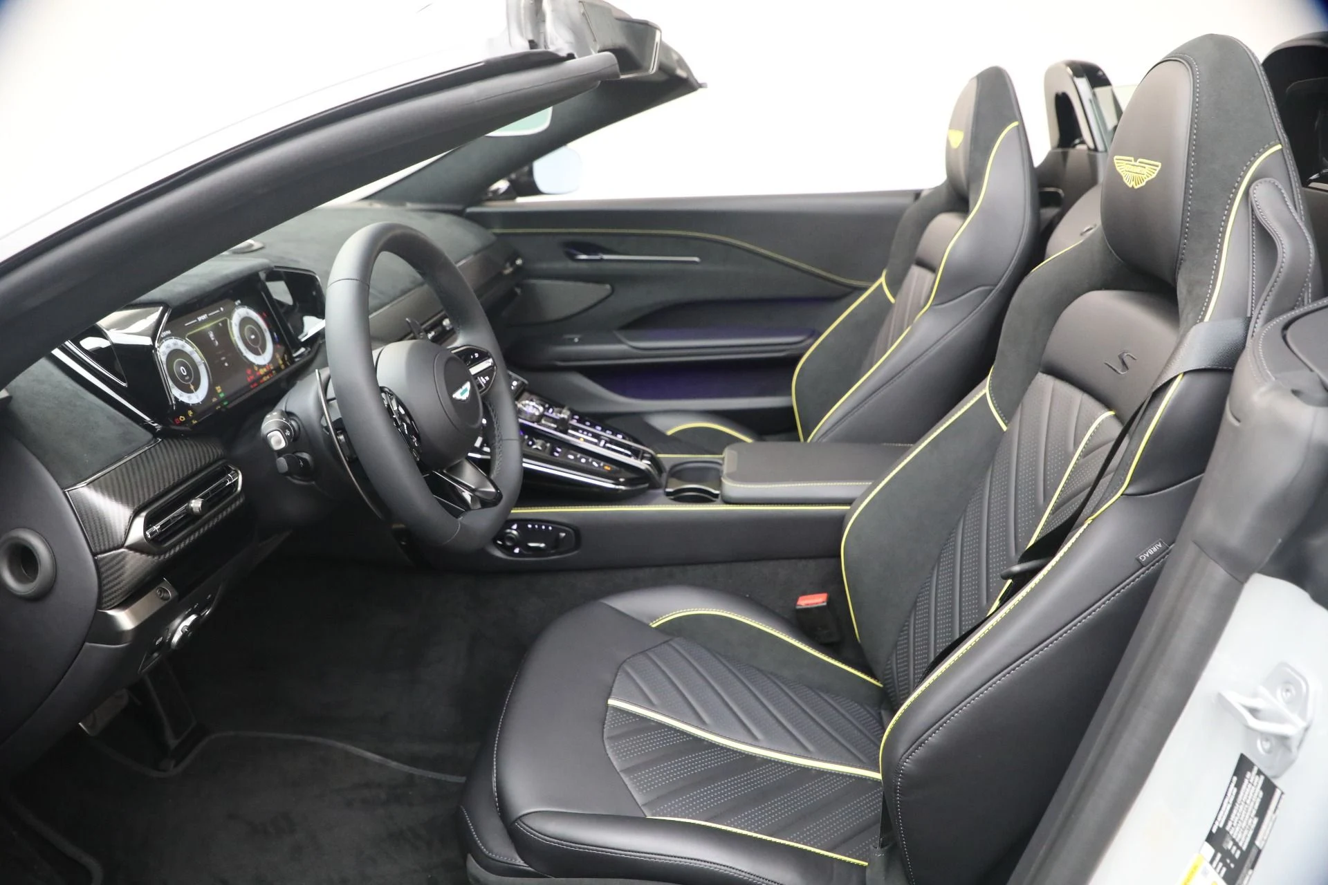 mph030_4174581667_New_2026_Aston_Martin_Vantage_S_Roadster_1776800186_57317aa10c