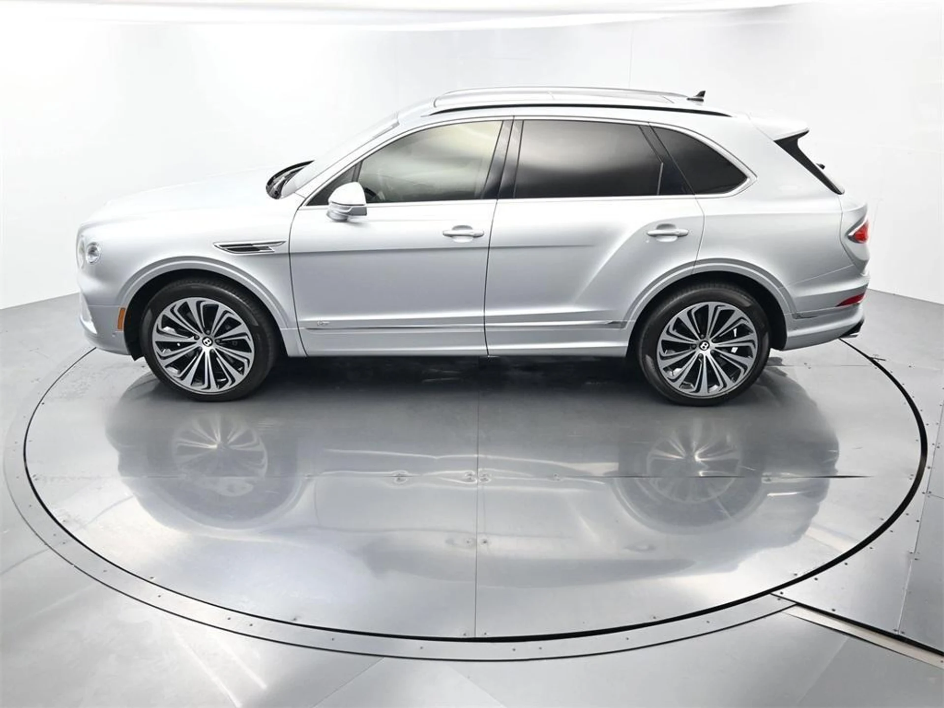 mph030_4198943193_SK_Paa_Yht_X5mq_Ap0j_Z3b4_Sq_NN_Xj0_3954aa5ce7