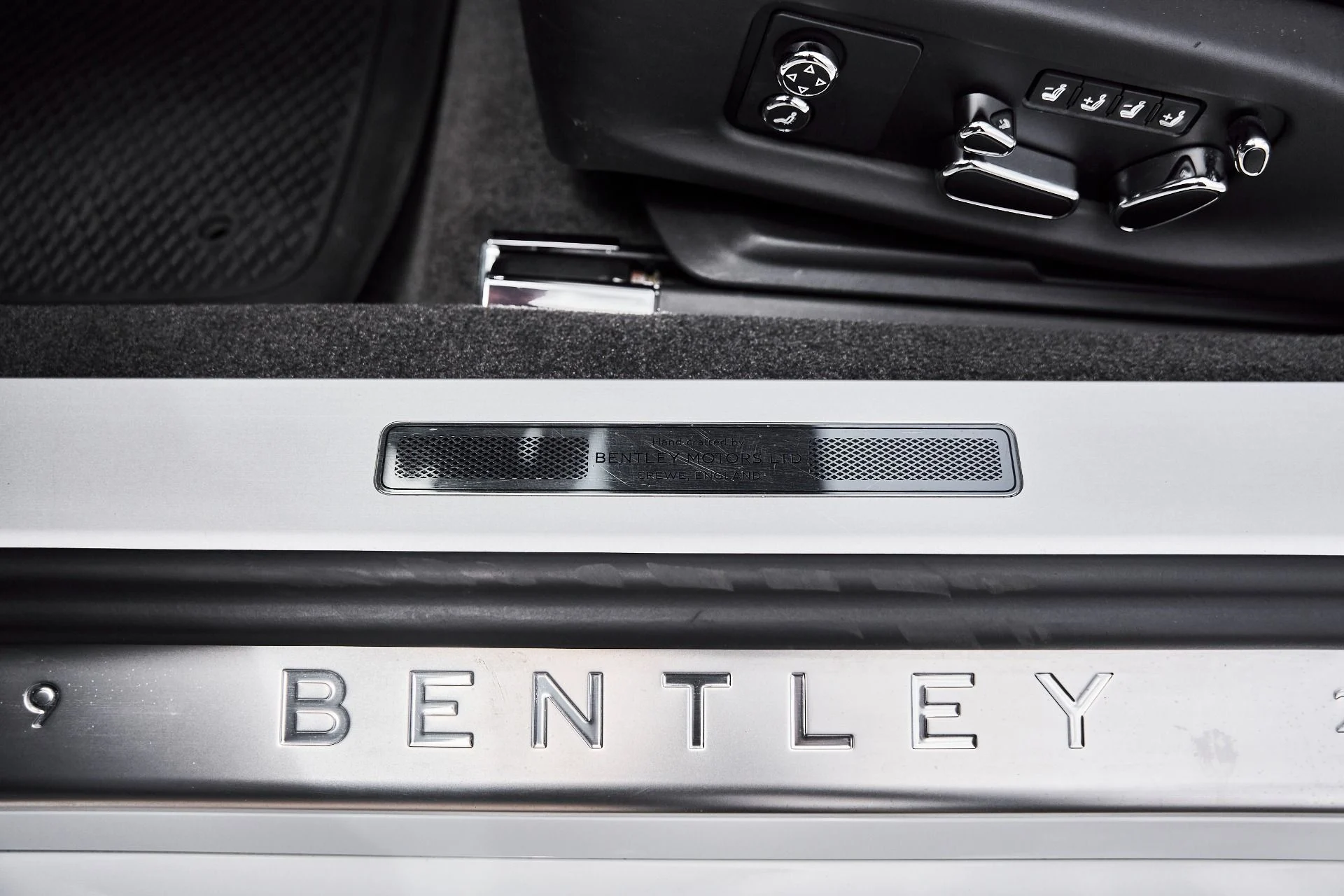 mph030_4203658952_Used_2020_Bentley_Continental_GT_V8_1777078758_4811841378