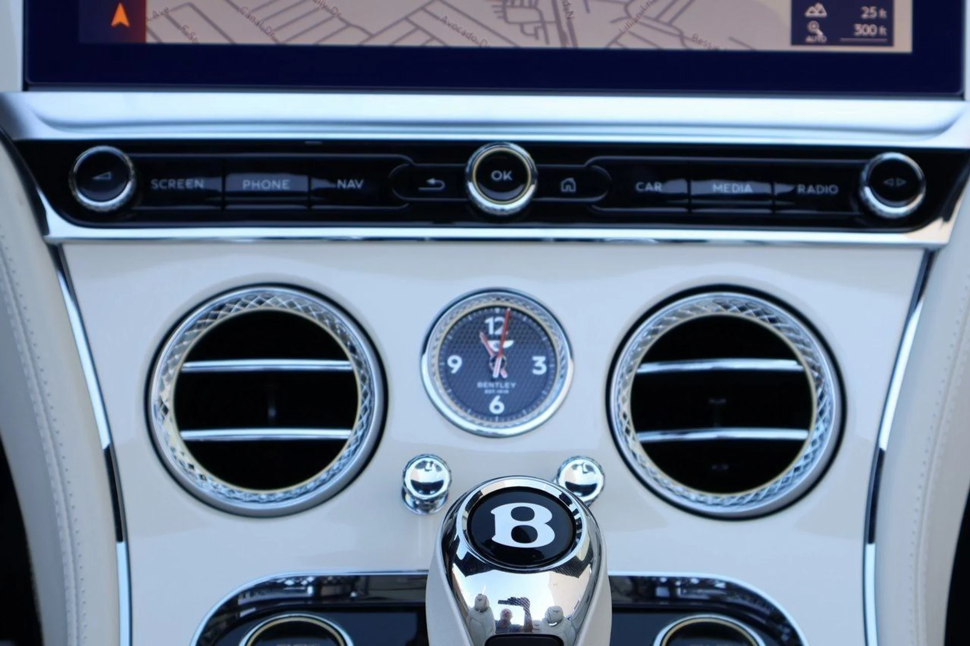 mph030_4203904340_31_0fb38573af