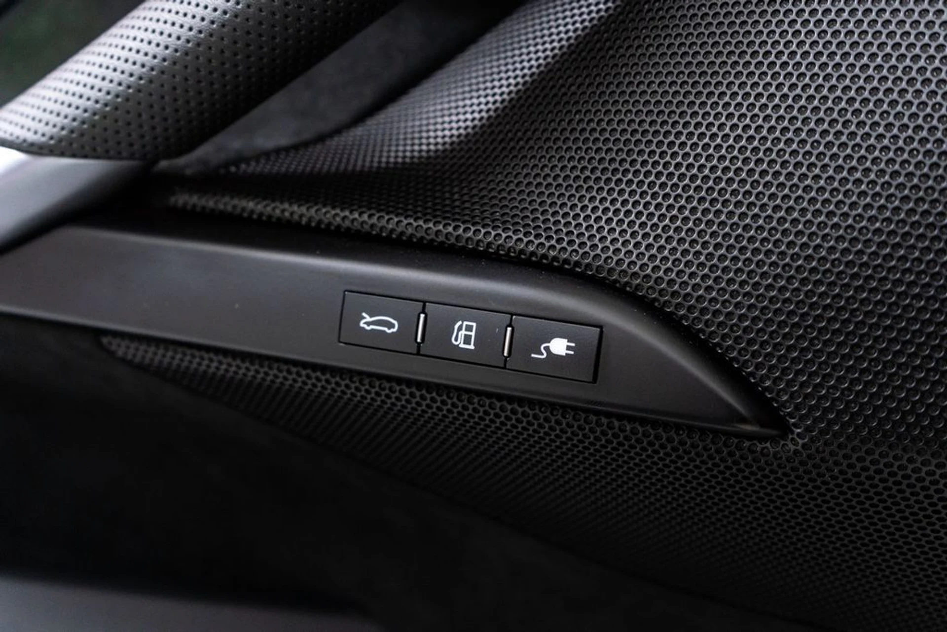 mph030_42101536_a99b5f27_69b5_4539_9d3d_d97dc3b3cd1d_a91924beaf