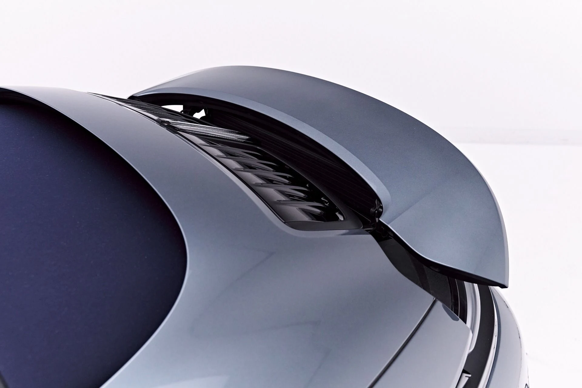 mph030_4211522526_Used_2025_Porsche_911_Carrera_1777504778_0e152575da