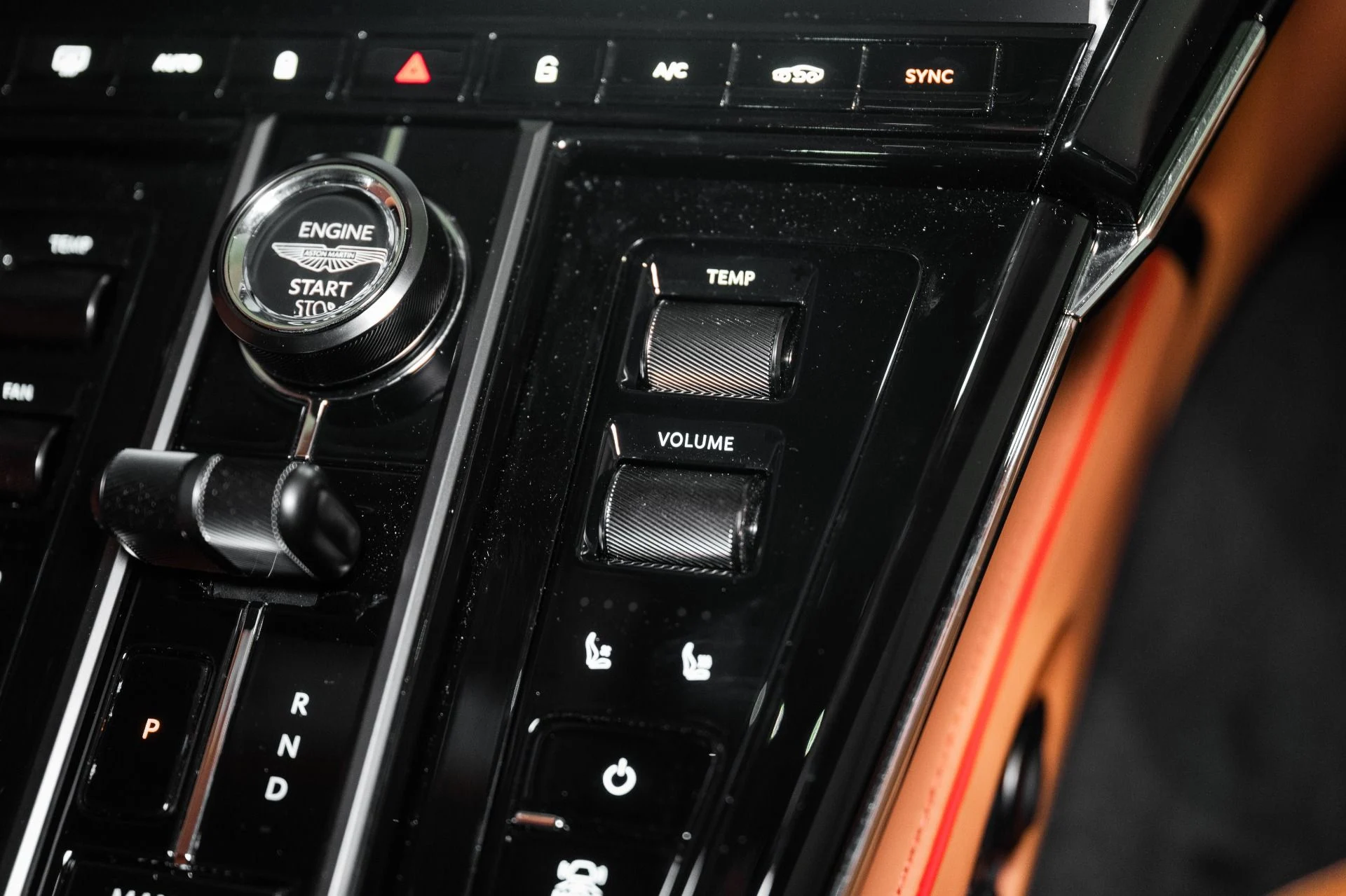 mph030_4213129750_New_2026_Aston_Martin_Vantage_S_1790177478_79a5483766