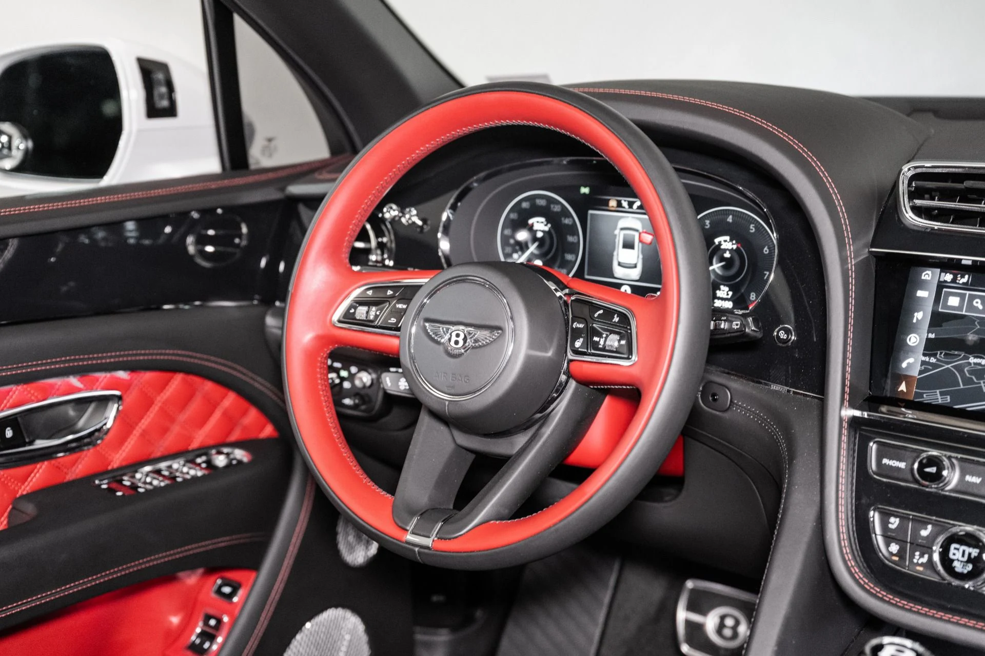 mph030_4217814333_Used_2021_Bentley_Bentayga_V8_1759421364_c493489e8d