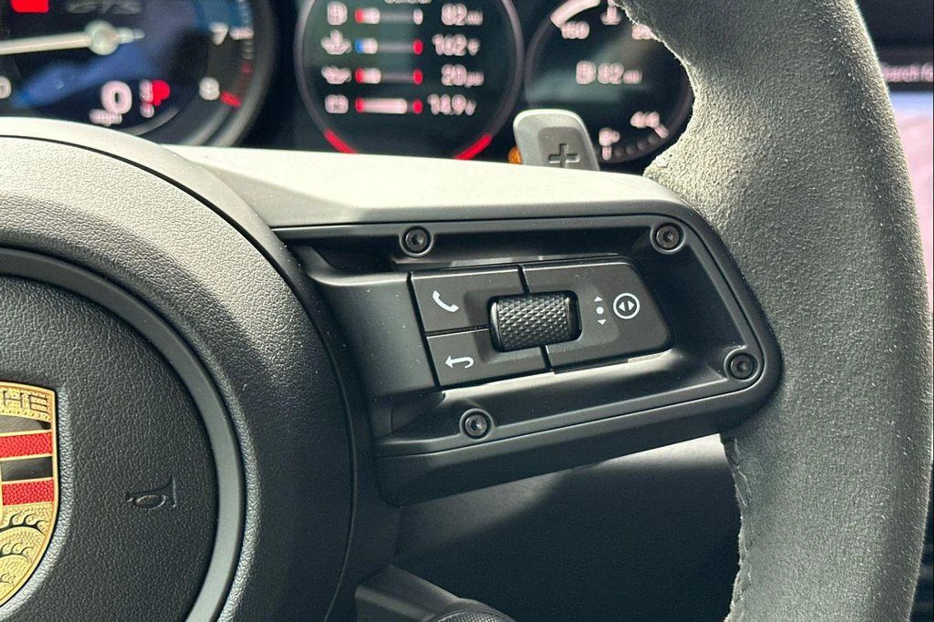 mph030_4229303033_Bk_Cl_VS_Qv_Rnz6xi_C49_gq_ZLU_Xo_I_7961ebda8a