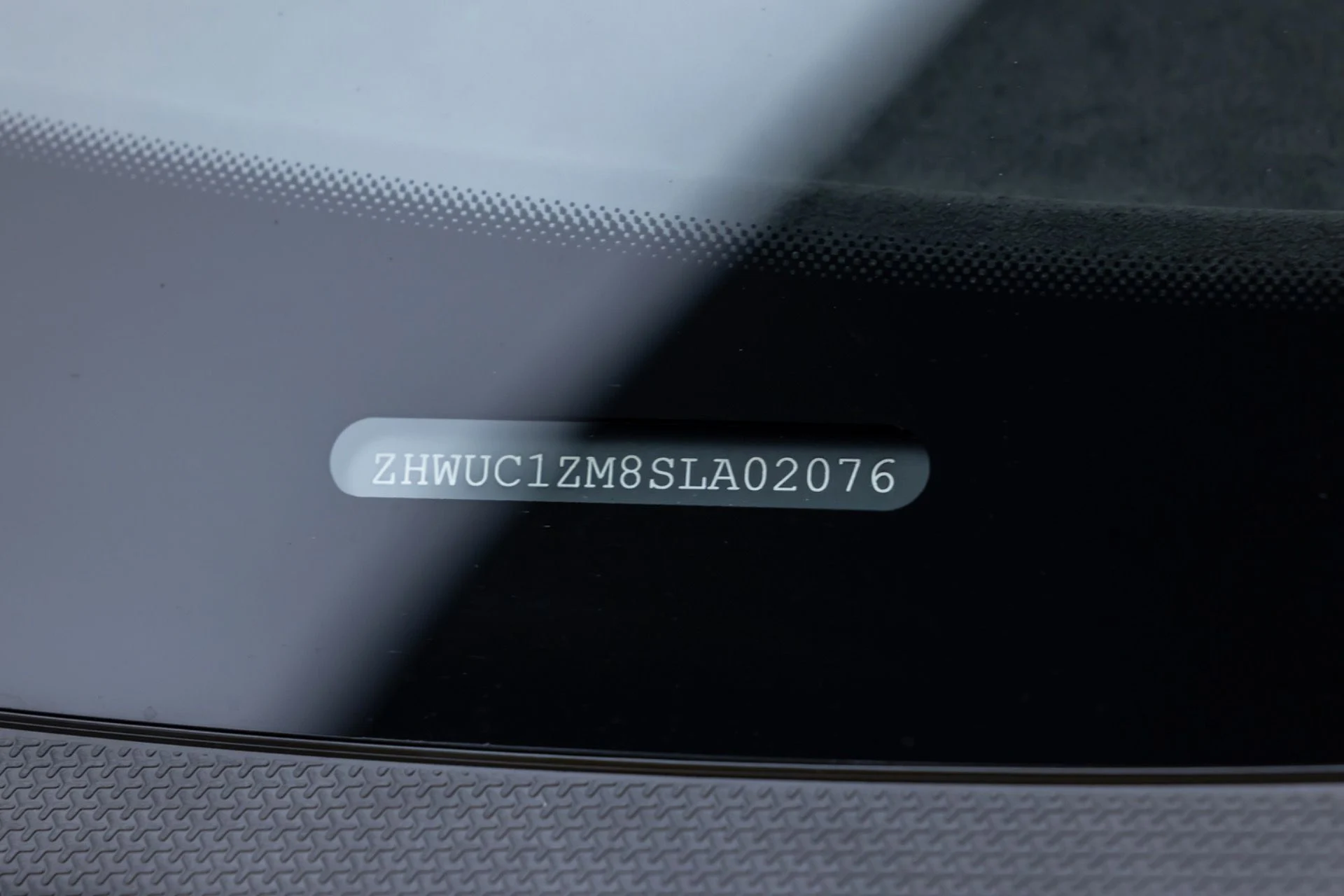 mph030_4234681542_13887_p31_l_00355f89a2