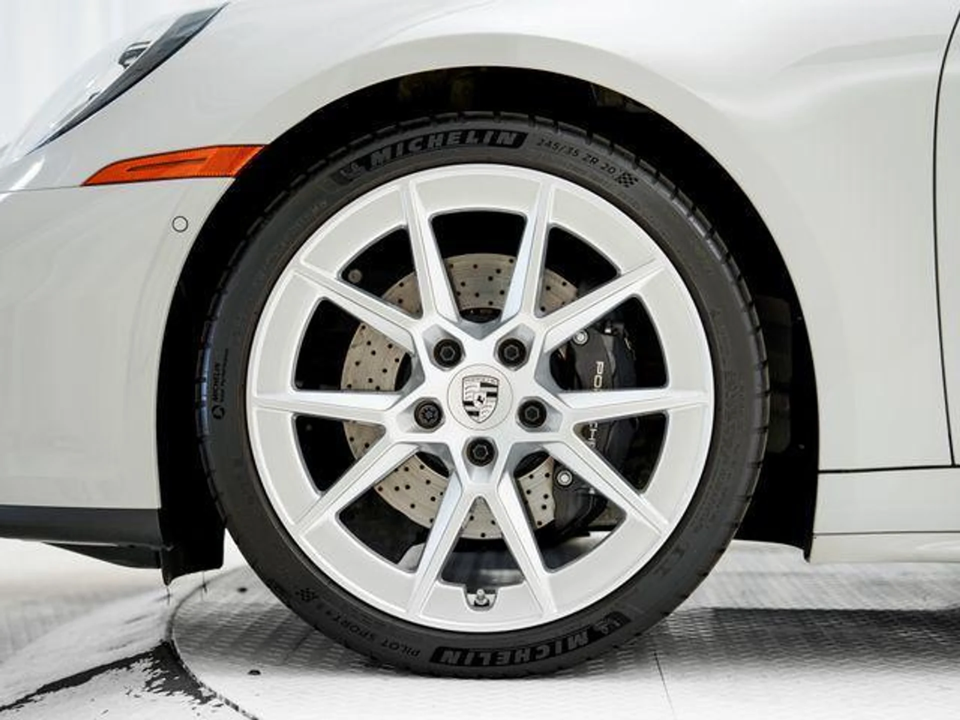 mph030_4253849161_u0zz2_N_Ny_Qkg_HR_Prwun_Zlzbak_W2_M_682002327f