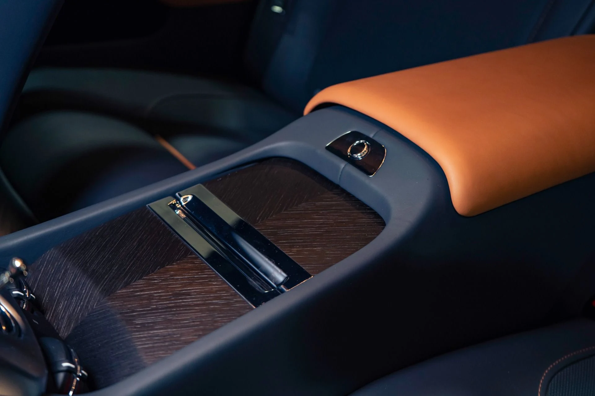 mph030_4271892607_Used_2018_Rolls_Royce_Wraith_RARE_1_of_55_Luminary_Edition_1789486734_296f6f53bf