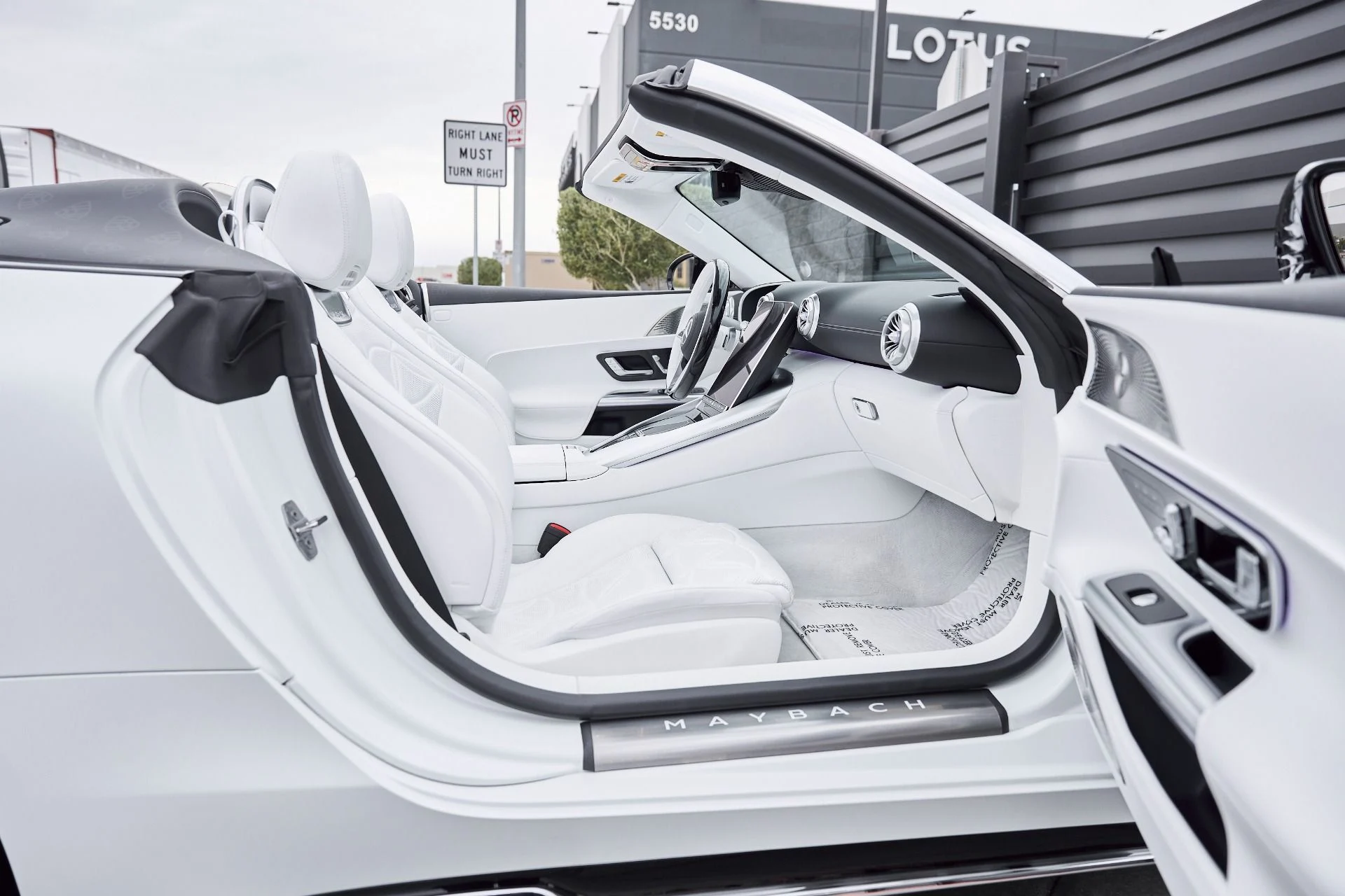 mph030_427723275_Used_2026_Mercedes_Benz_SL_Class_Maybach_SL_680_1767218106_2337e43edf