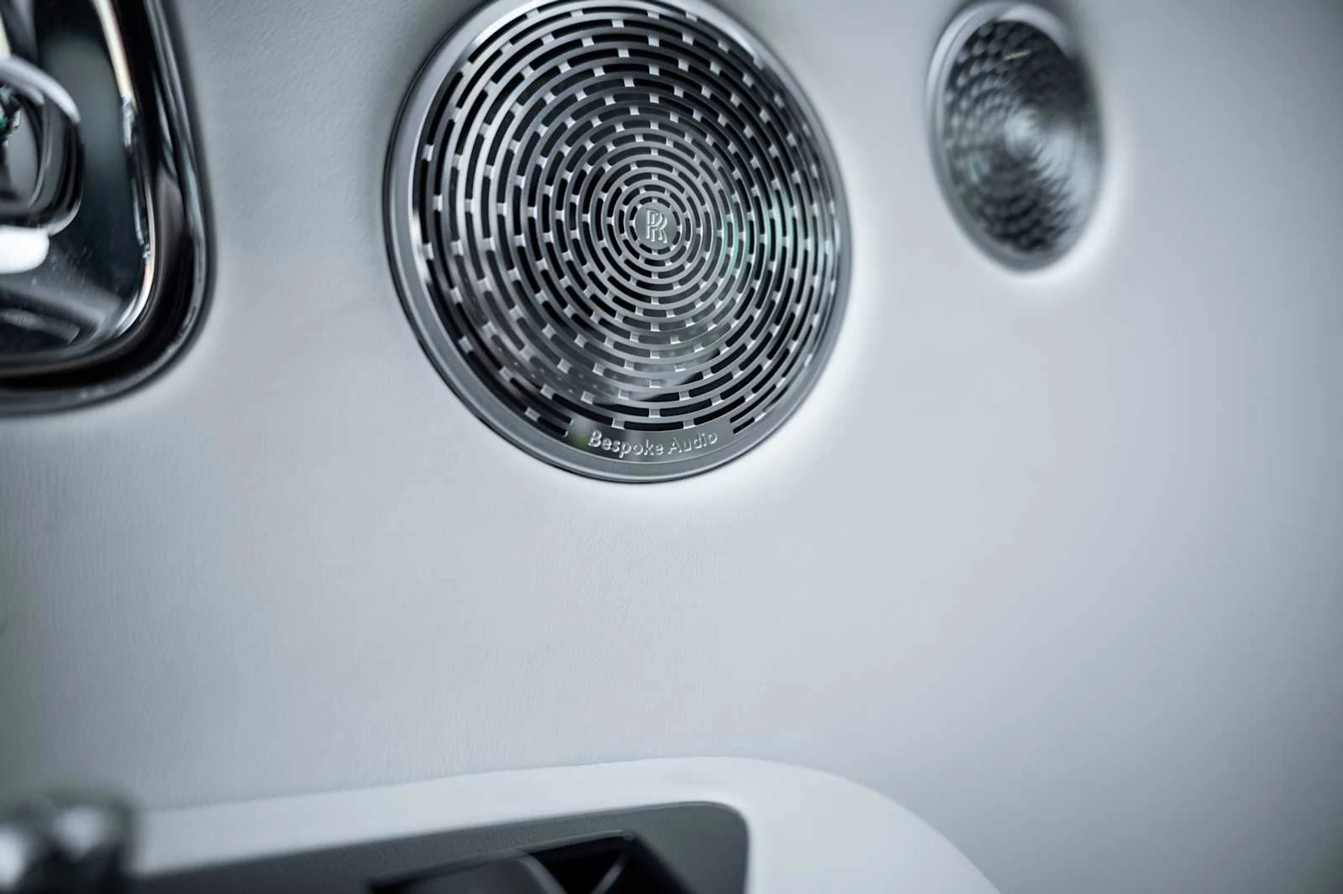 mph030_4281258611_d87a3f7bf15d5b7fe8ba3b0760b852e8x_6c5a89ef90