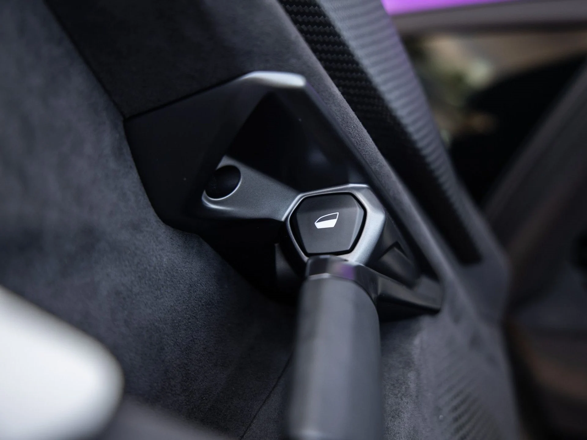 mph030_428512630_31_2c198f591d