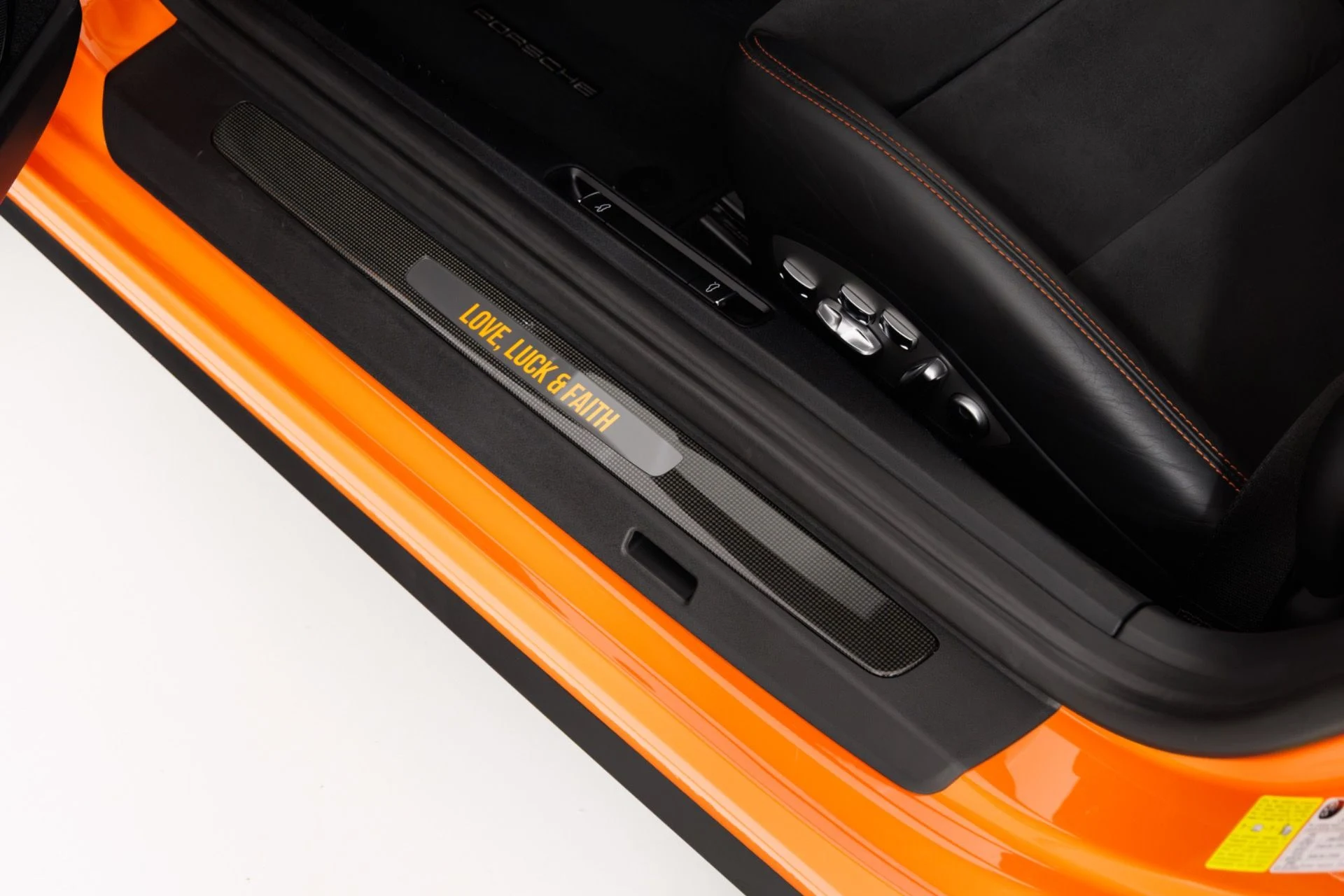 mph030_437094810_Used_2018_Porsche_911_GT_3_1785880183_d91748db96
