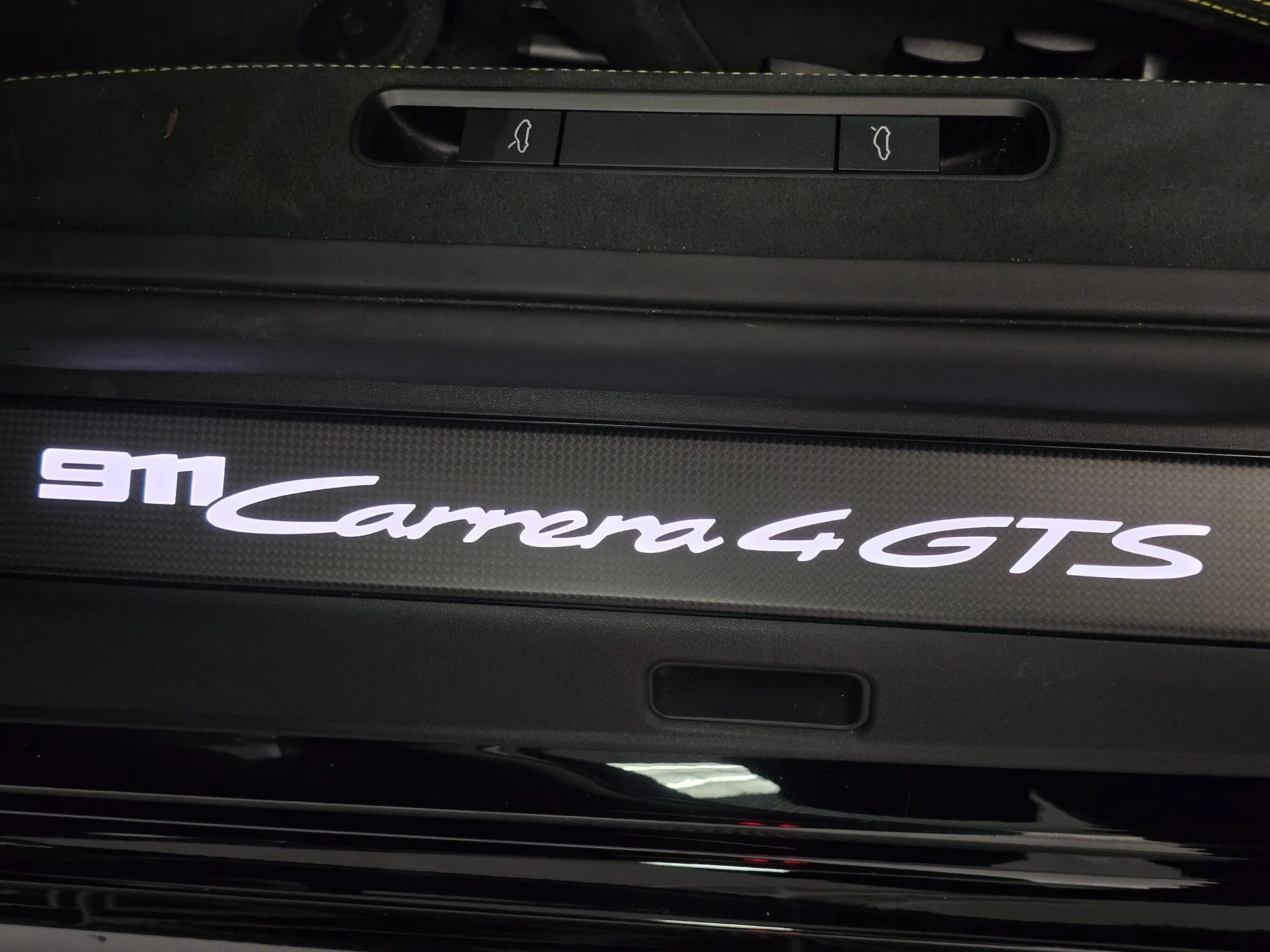 mph030_453251386_b68544311376244d995caf270d6b8001x_58f8c4ceb0