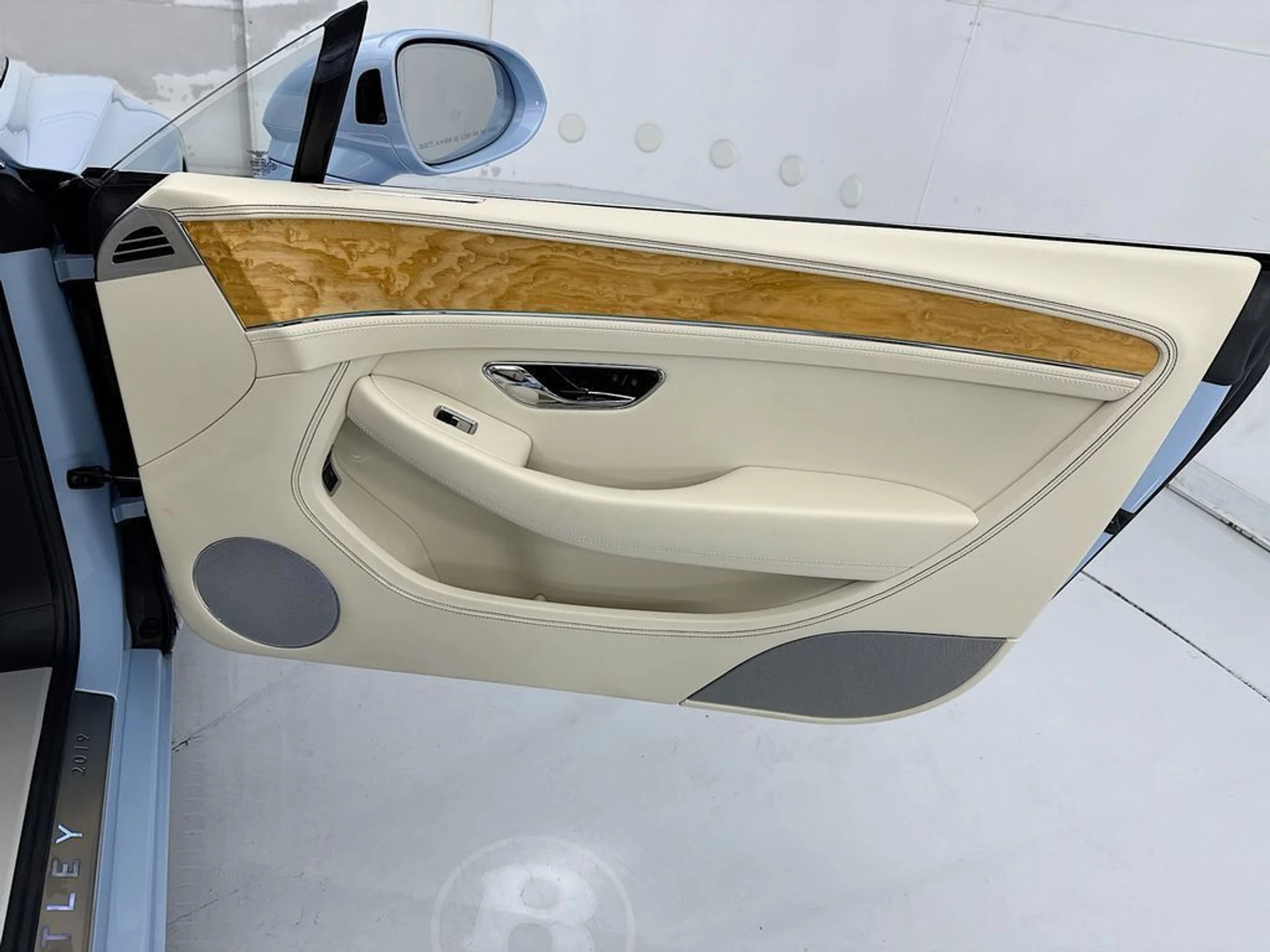 mph030_453831241_used_2020_bentley_continental_v8_8119_23003004_31_1024_eb0483d795