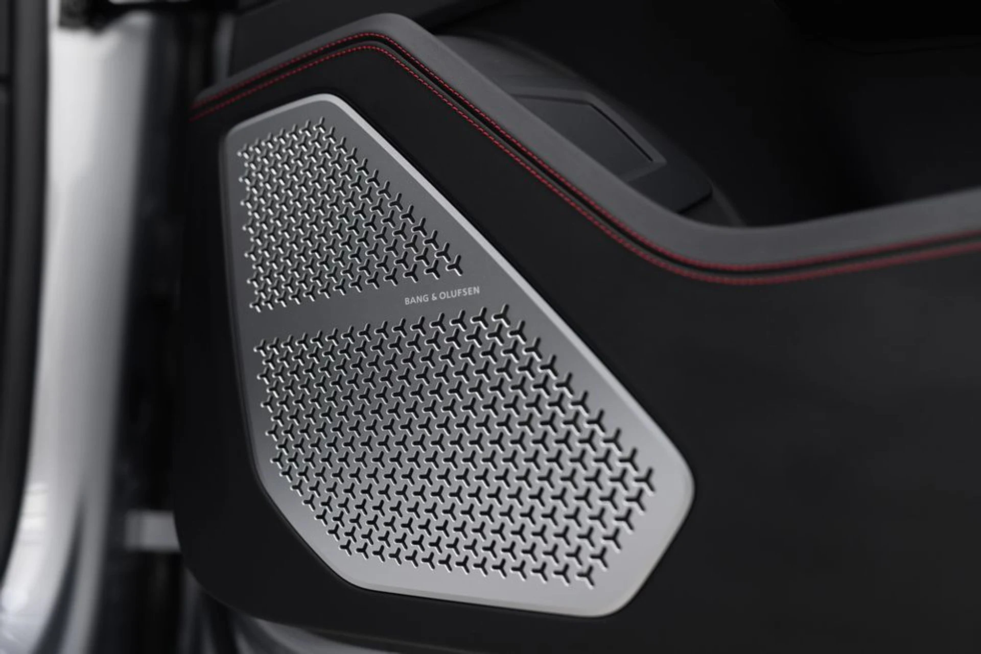 mph030_456233135_9494235dd753089948c655c0f8bd11e9x_e8185d67a3