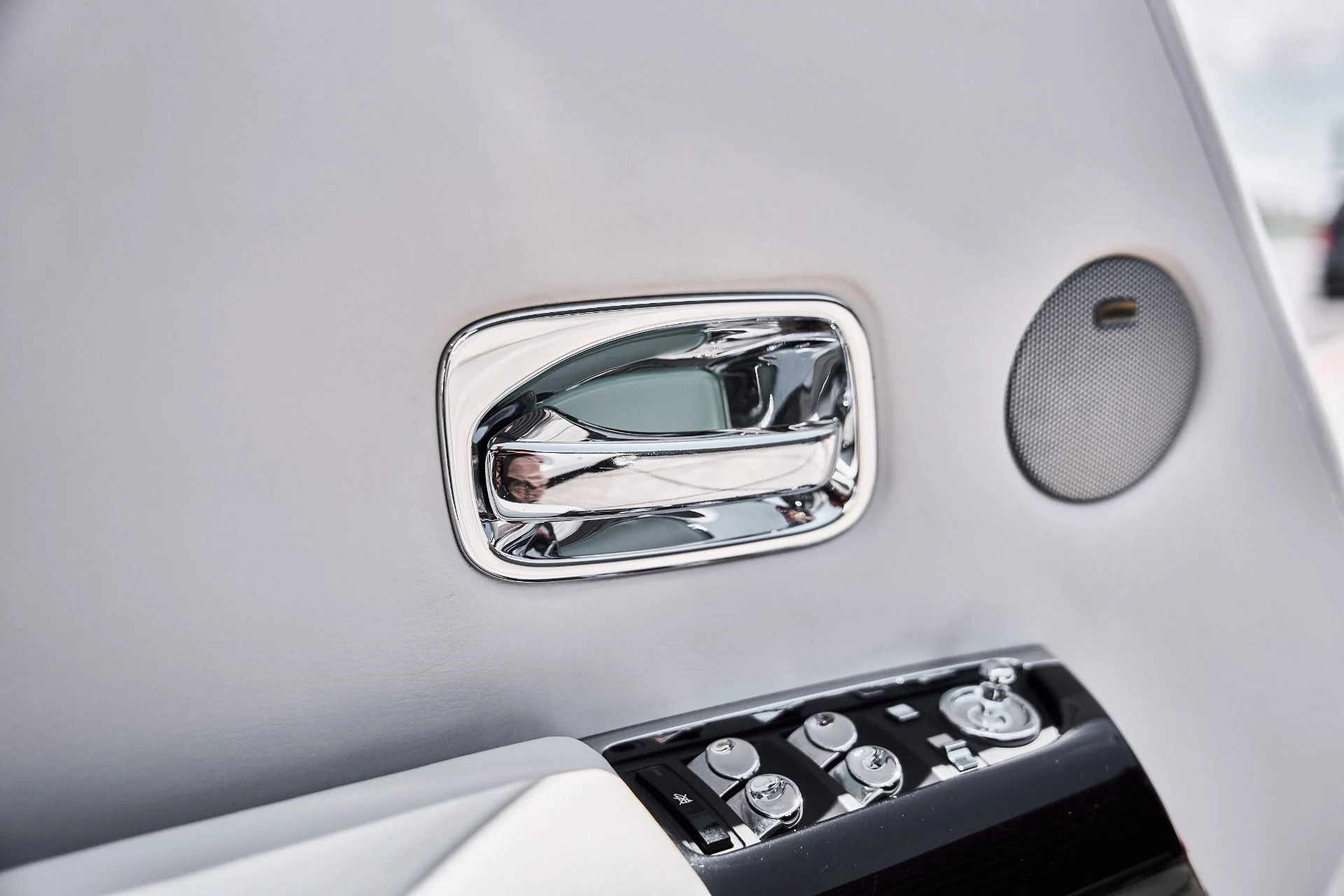 mph030_458027906_Used_2009_Rolls_Royce_Phantom_Coupe_Base_1780102075_55eca78e72
