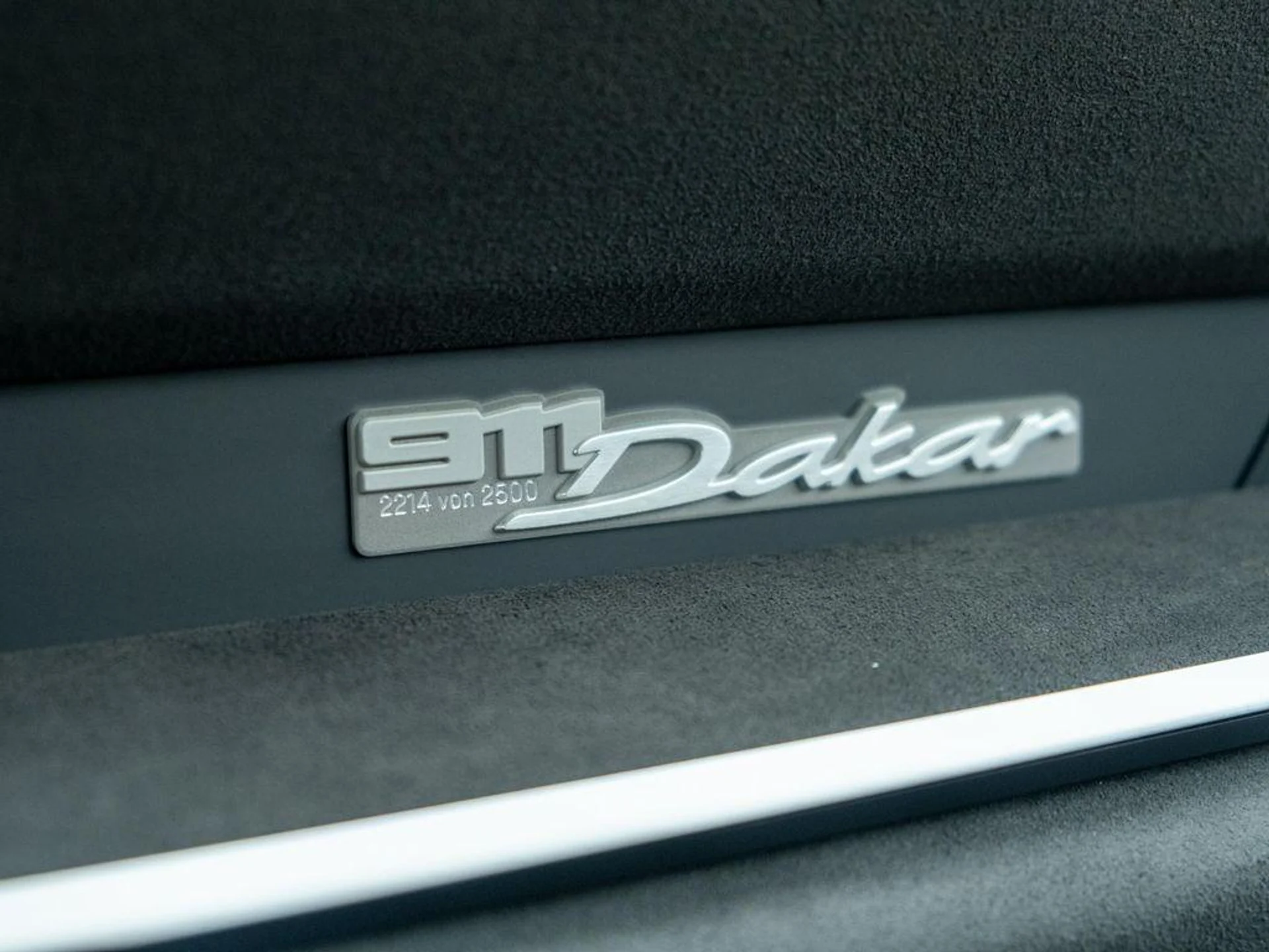 mph030_458824819_p_K_Mz_JXSQCMR_5r_E0z_K_x_Hu_FSWDBE_62103d5076